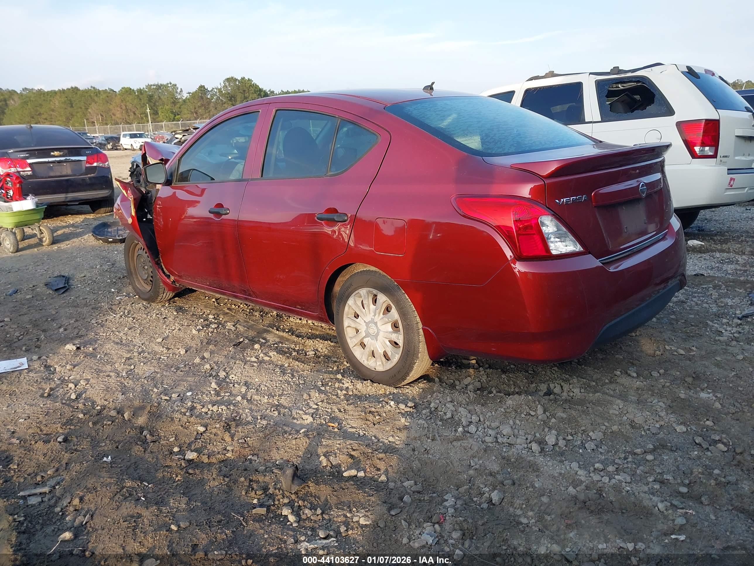 NISSAN VERSA image 3