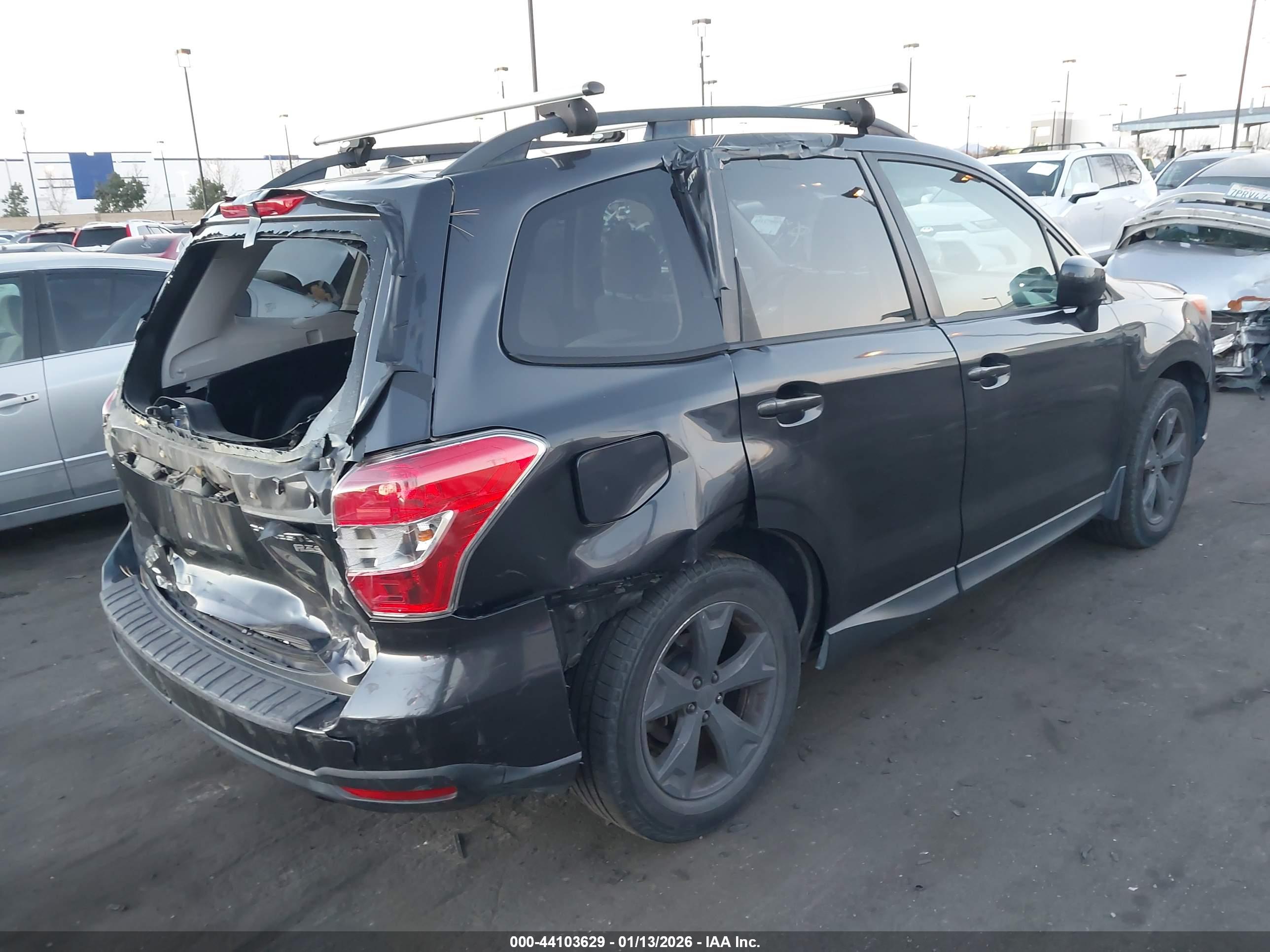 SUBARU FORESTER image 4