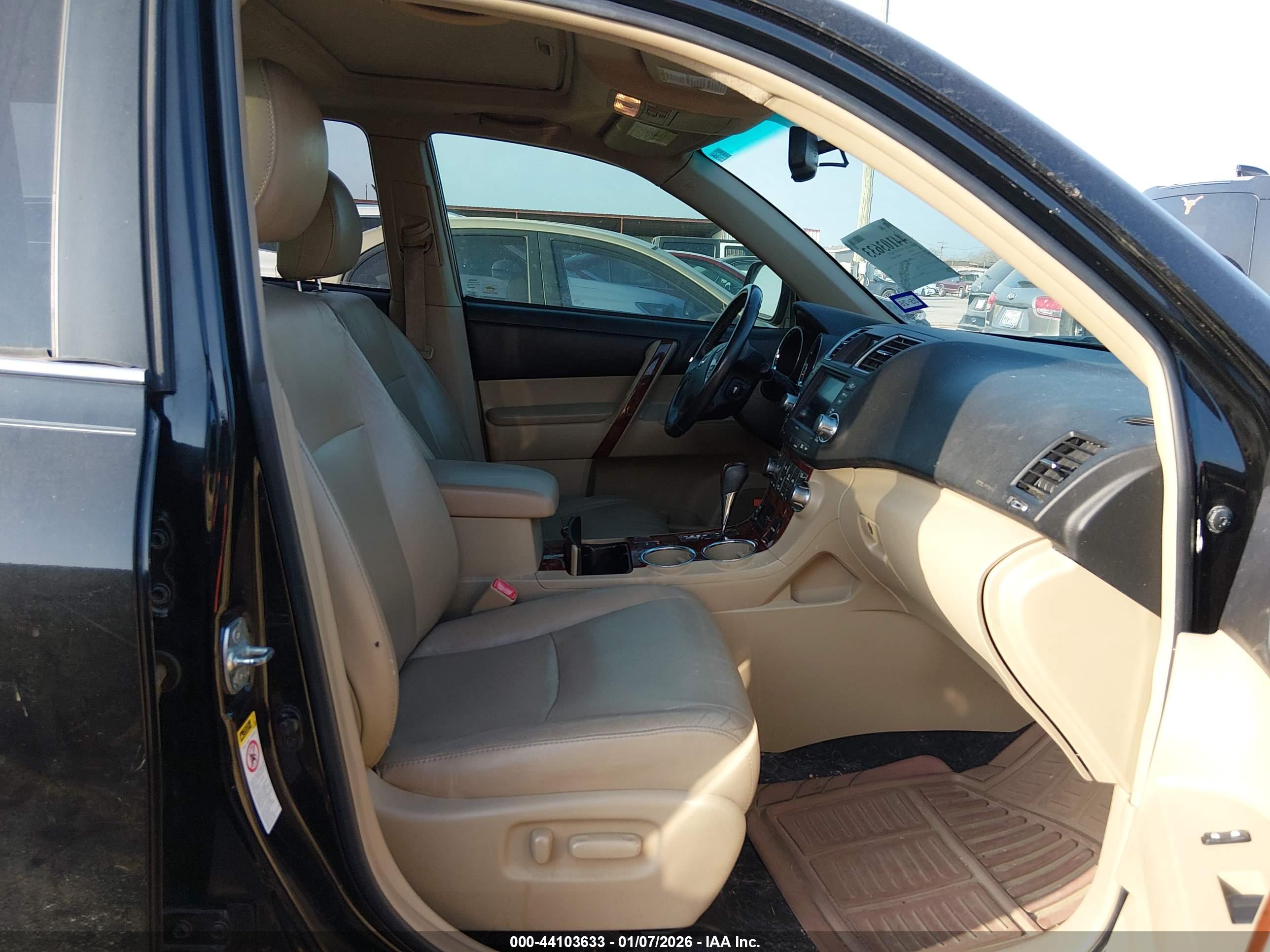 TOYOTA HIGHLANDER image 5