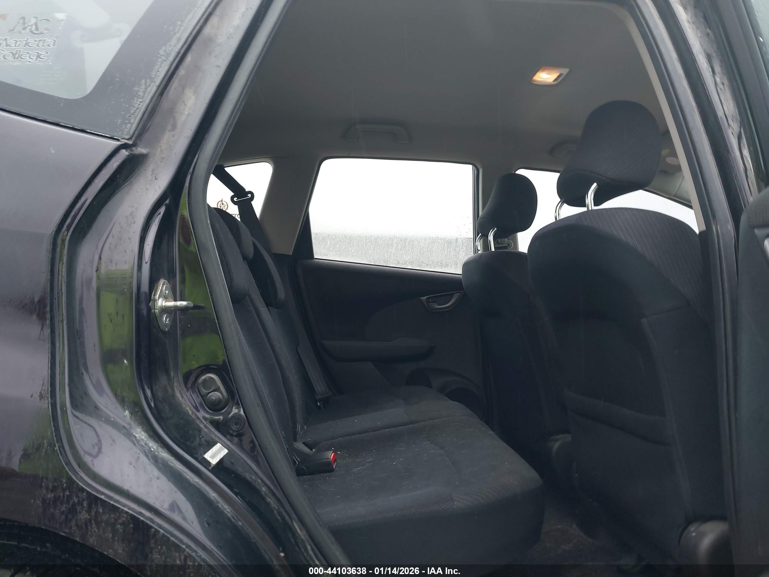 HONDA FIT image 8