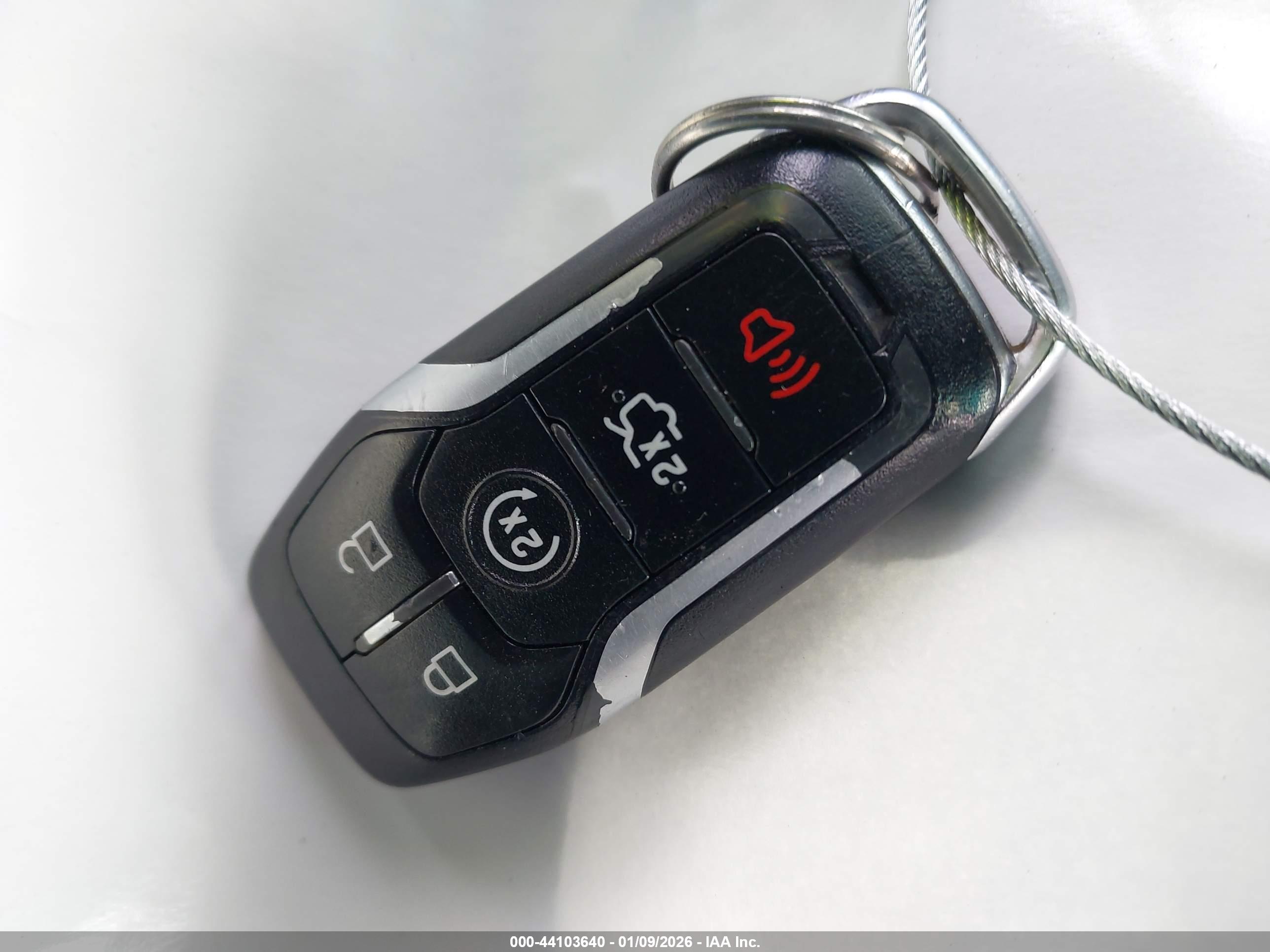FORD EXPLORER image 11