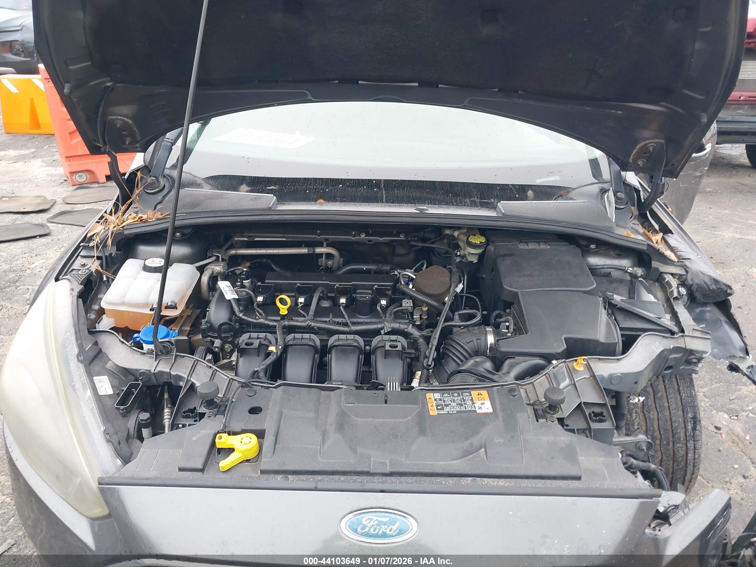 FORD FOCUS image 10
