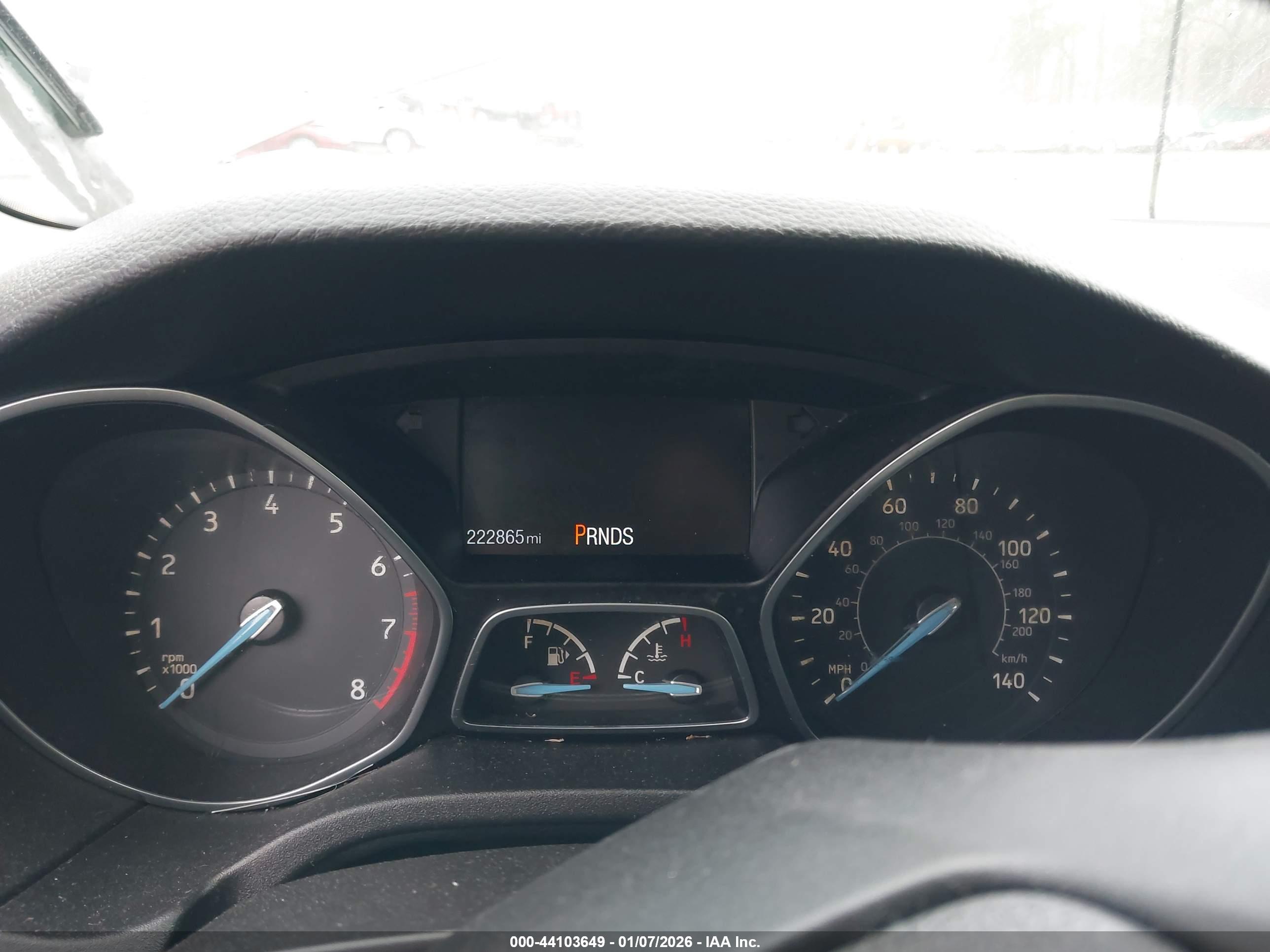FORD FOCUS image 7