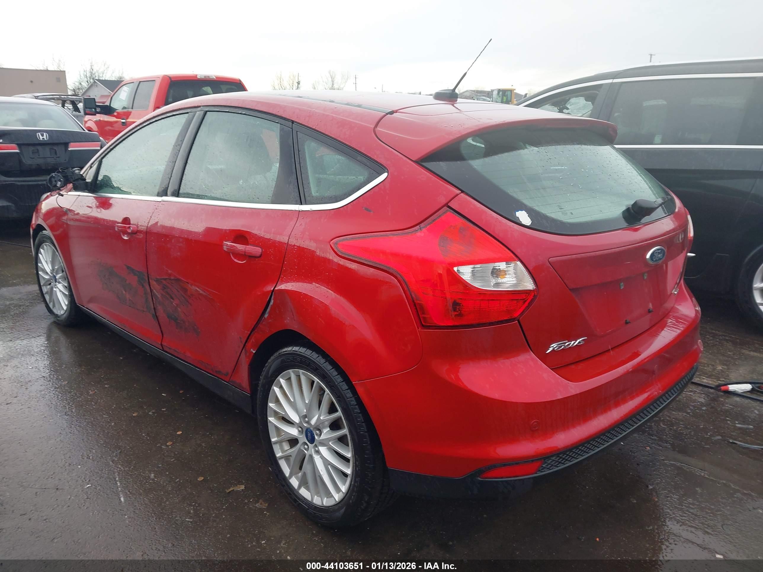 FORD FOCUS image 3