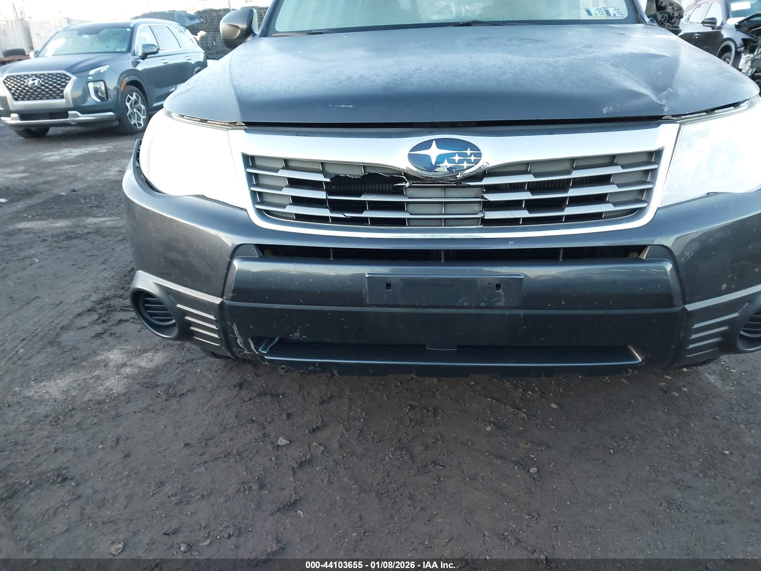 SUBARU FORESTER image 6