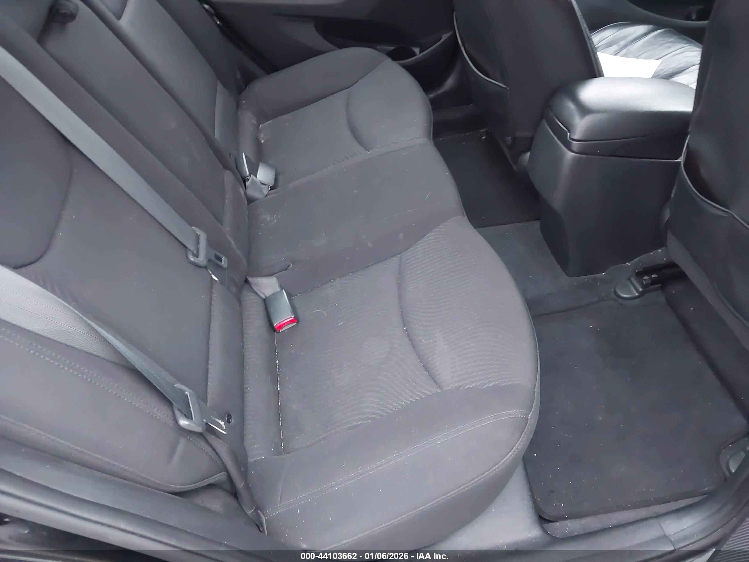 HYUNDAI ELANTRA image 8