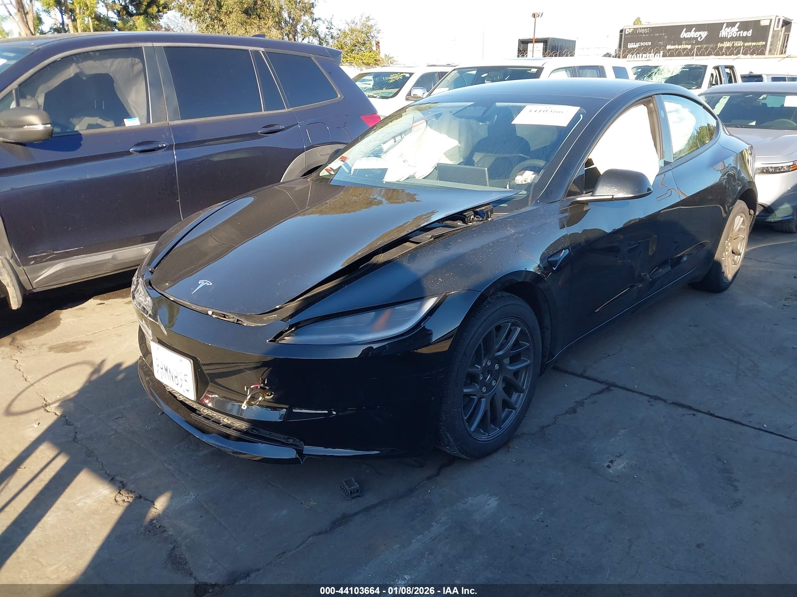 TESLA MODEL image 2