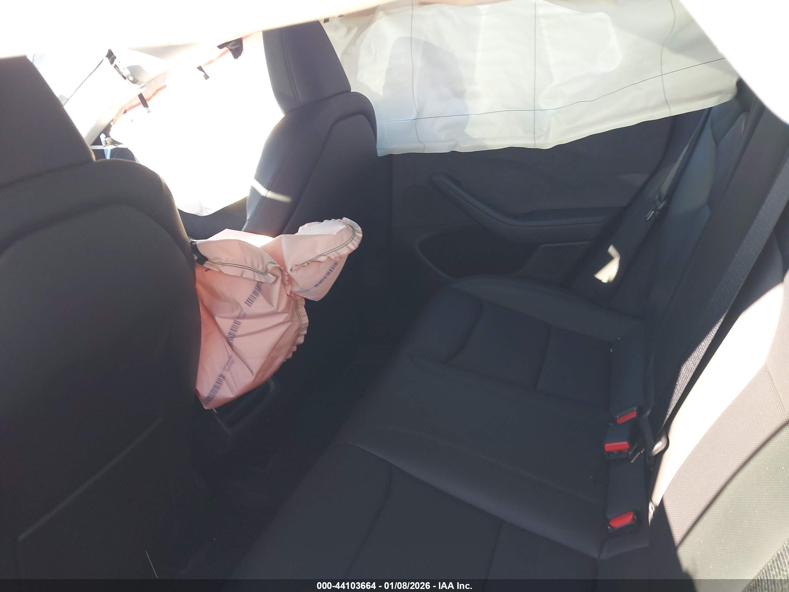 TESLA MODEL image 8