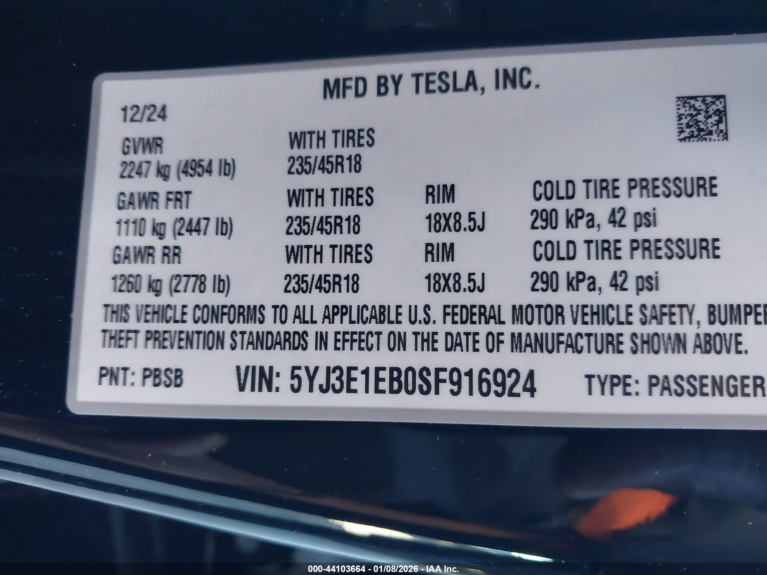 TESLA MODEL image 9