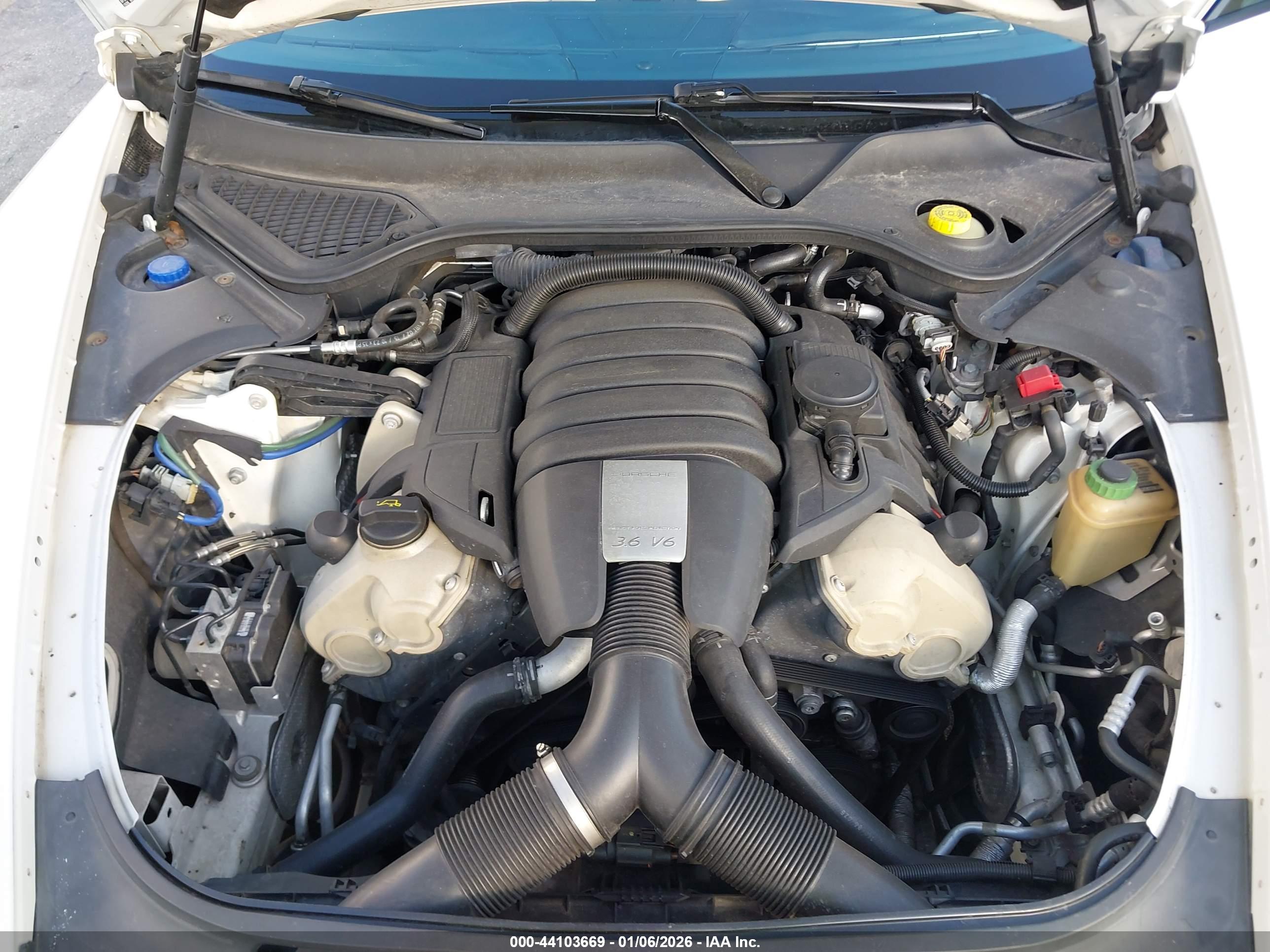PORSCHE PANAMERA image 10