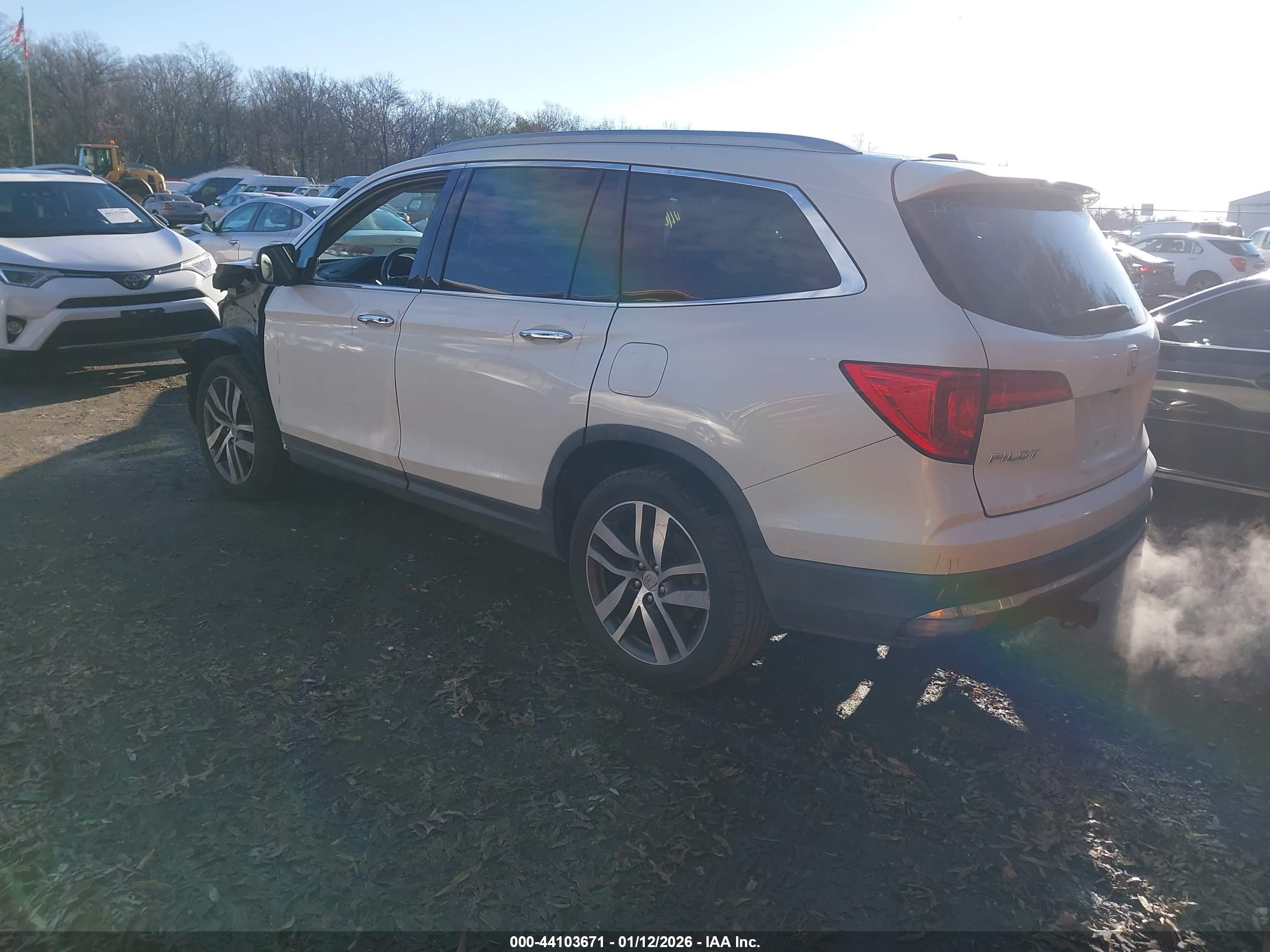 HONDA PILOT image 3