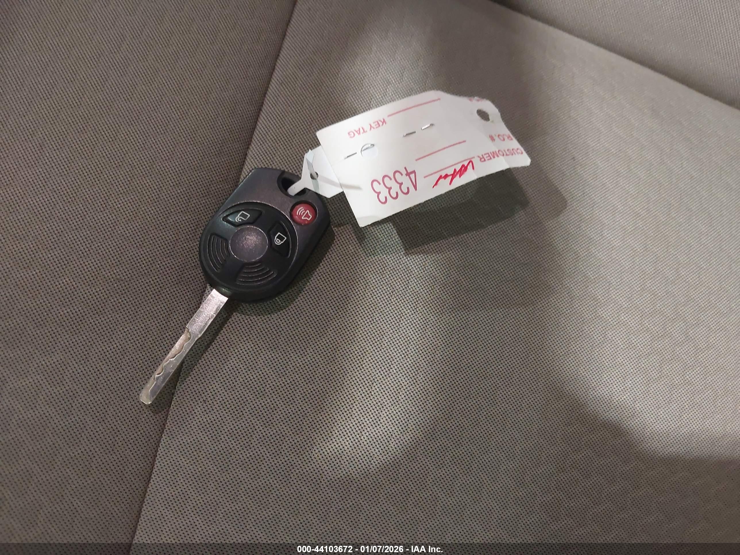 FORD ESCAPE image 11