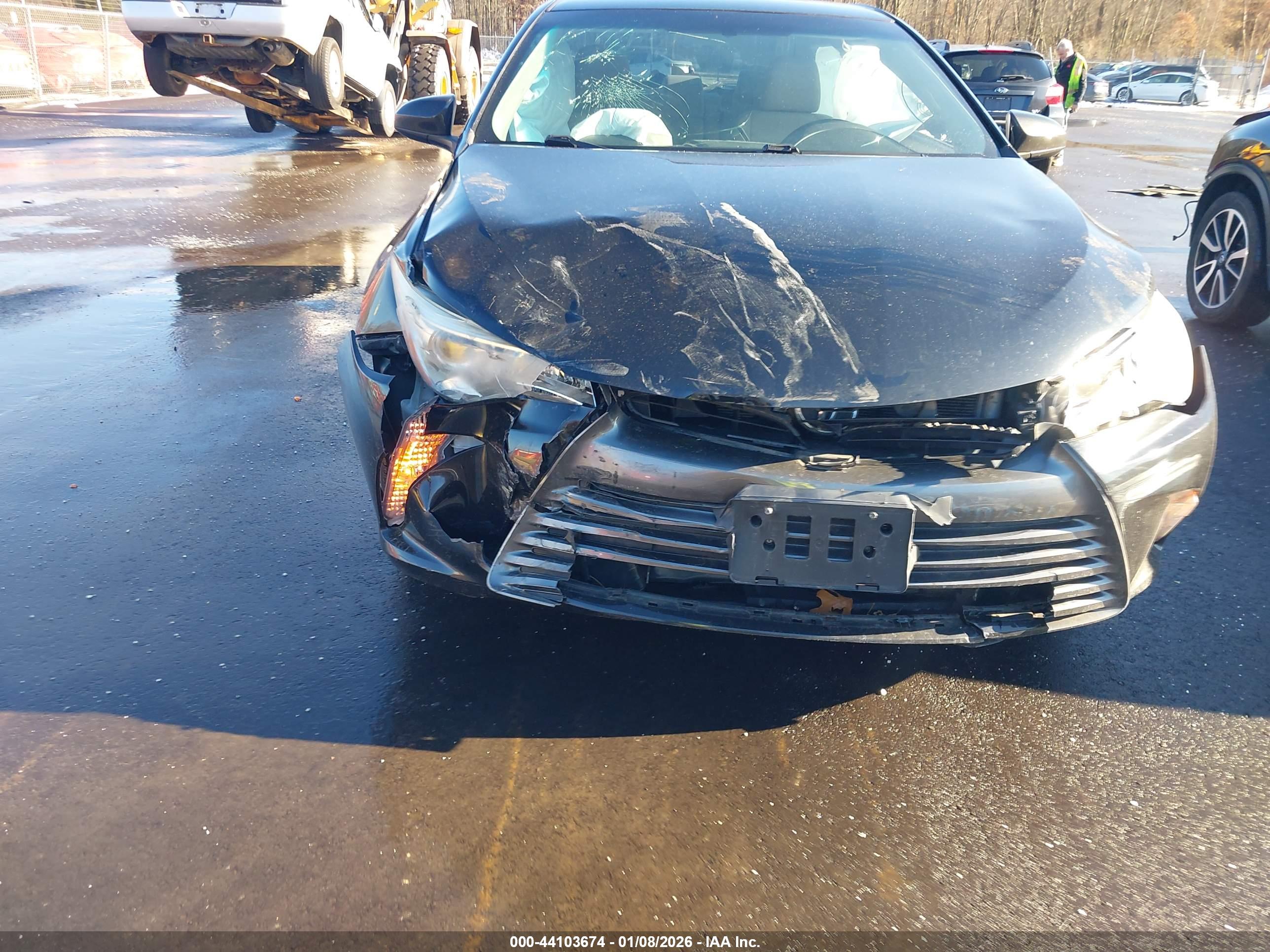 TOYOTA CAMRY image 6