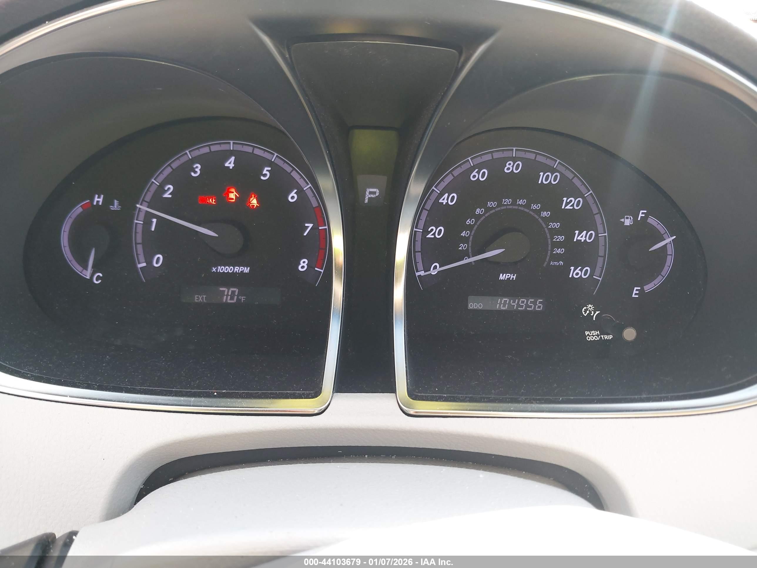 TOYOTA AVALON image 7