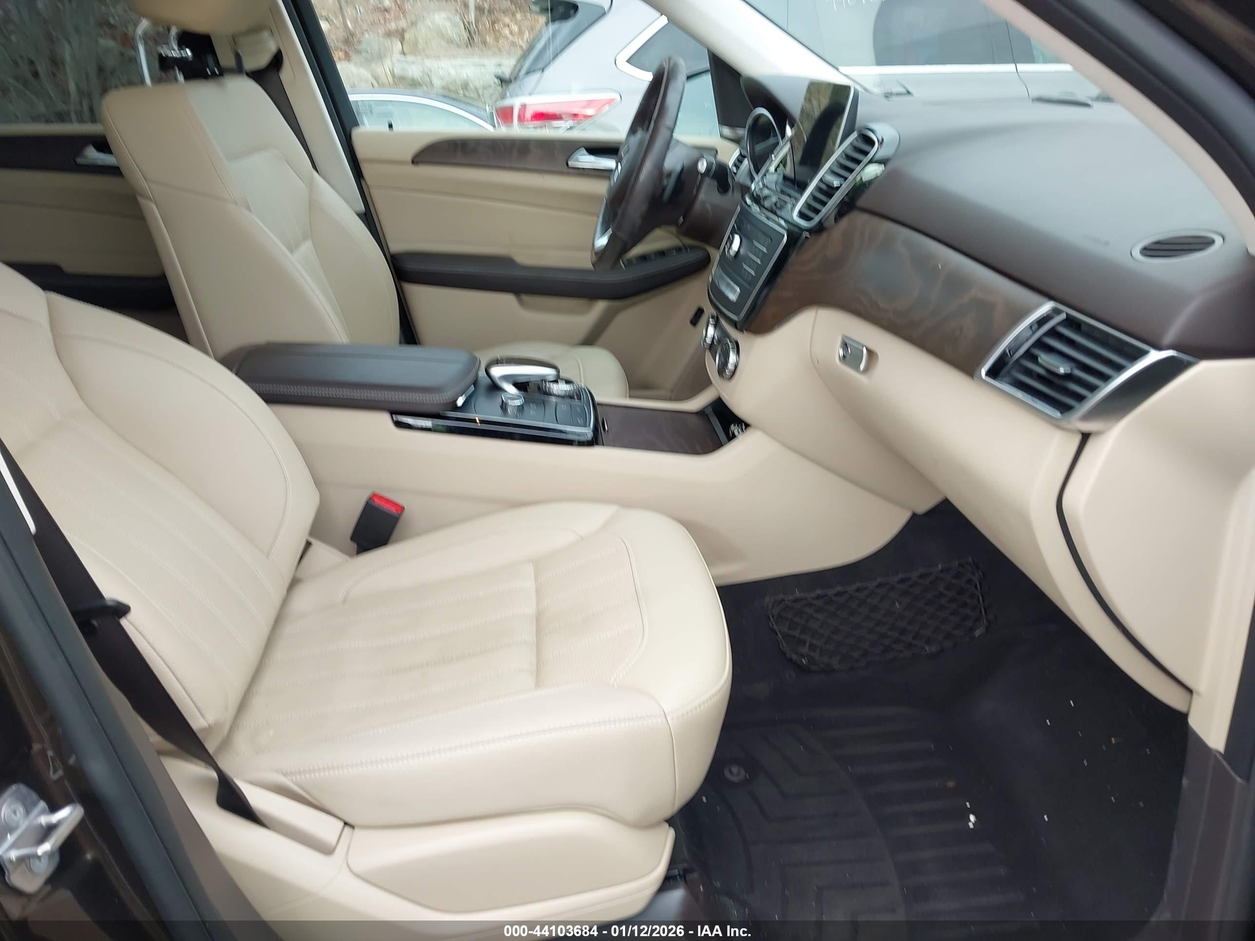 MERCEDES-BENZ GLE image 5
