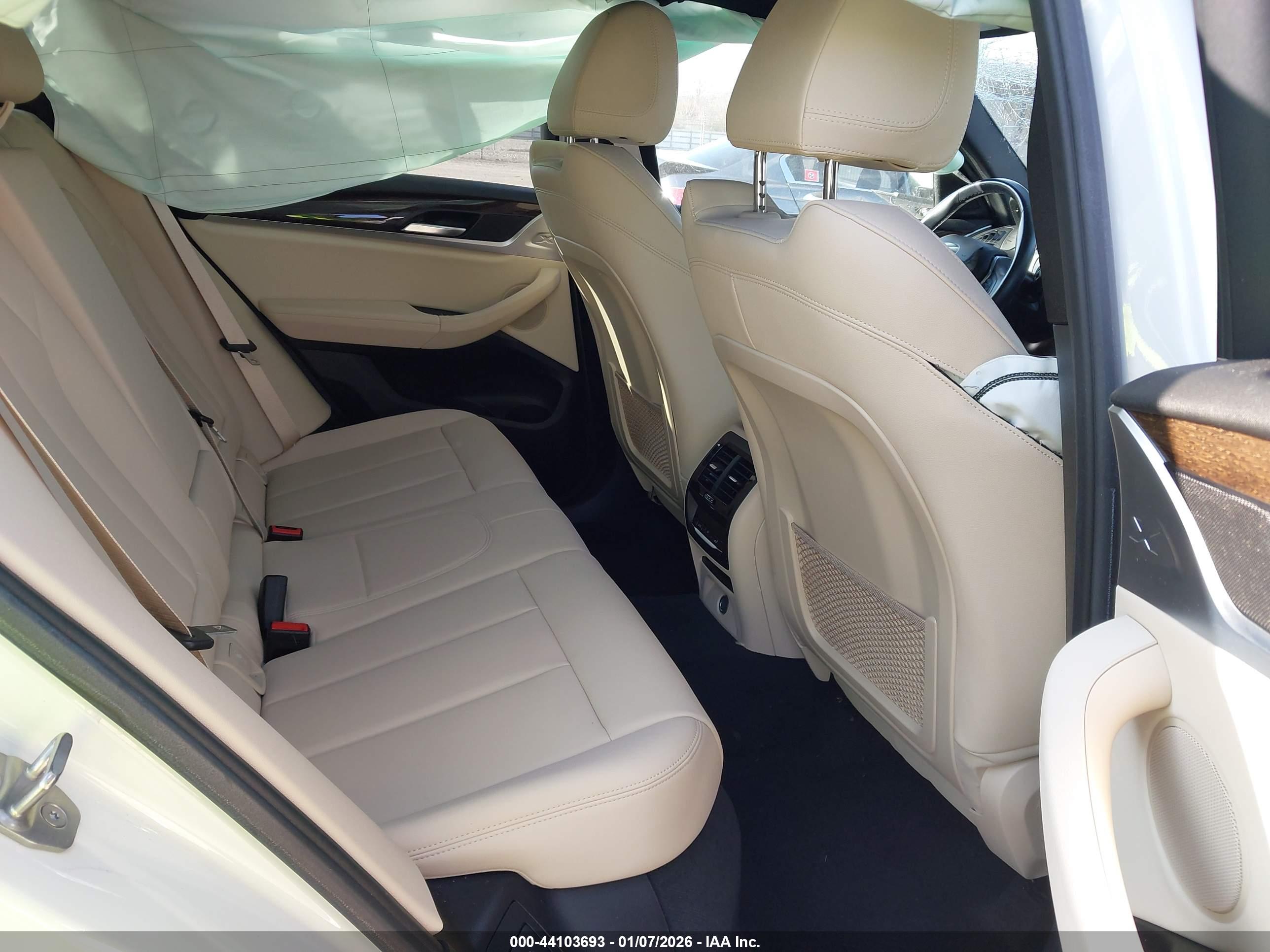 BMW X3 image 8
