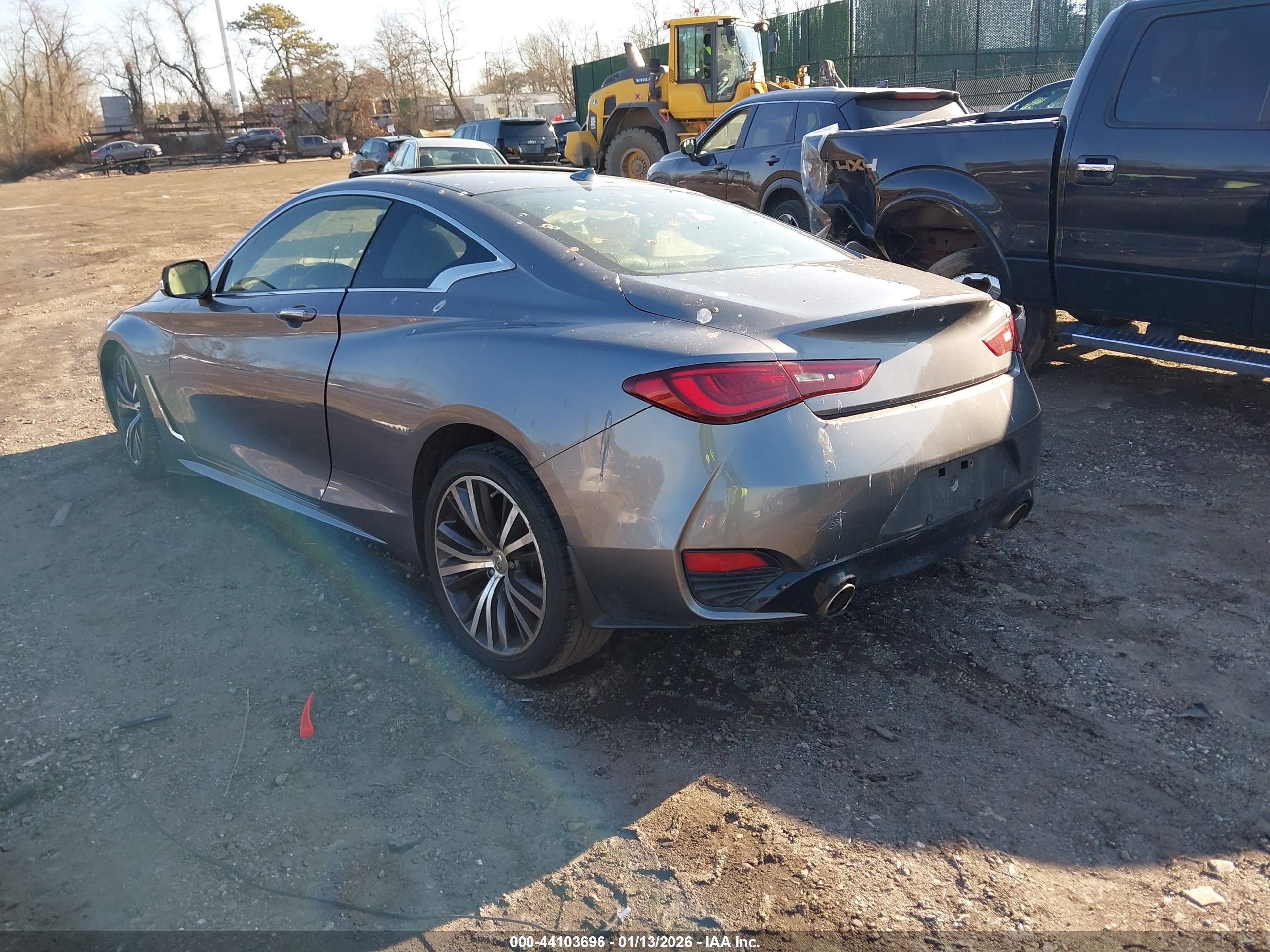 INFINITI Q60 image 3