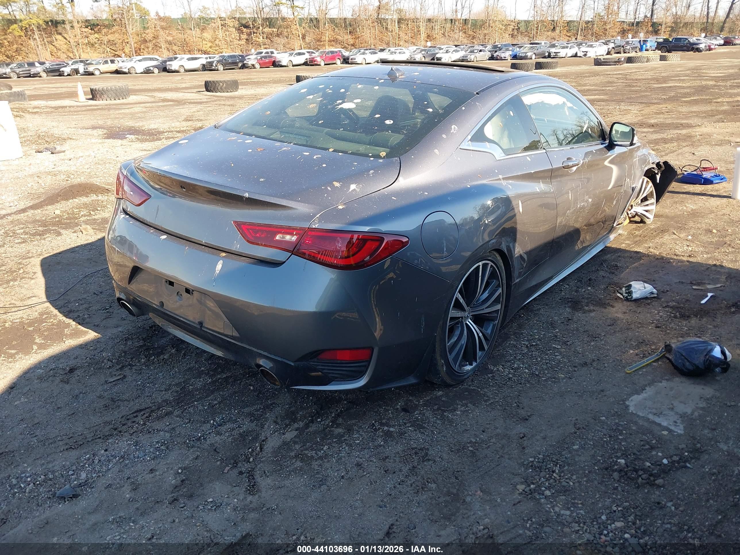 INFINITI Q60 image 4