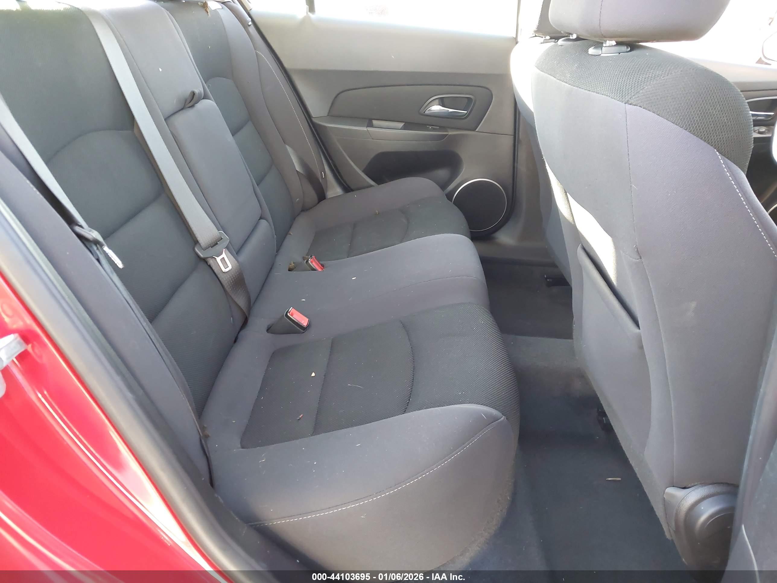 CHEVROLET CRUZE image 8