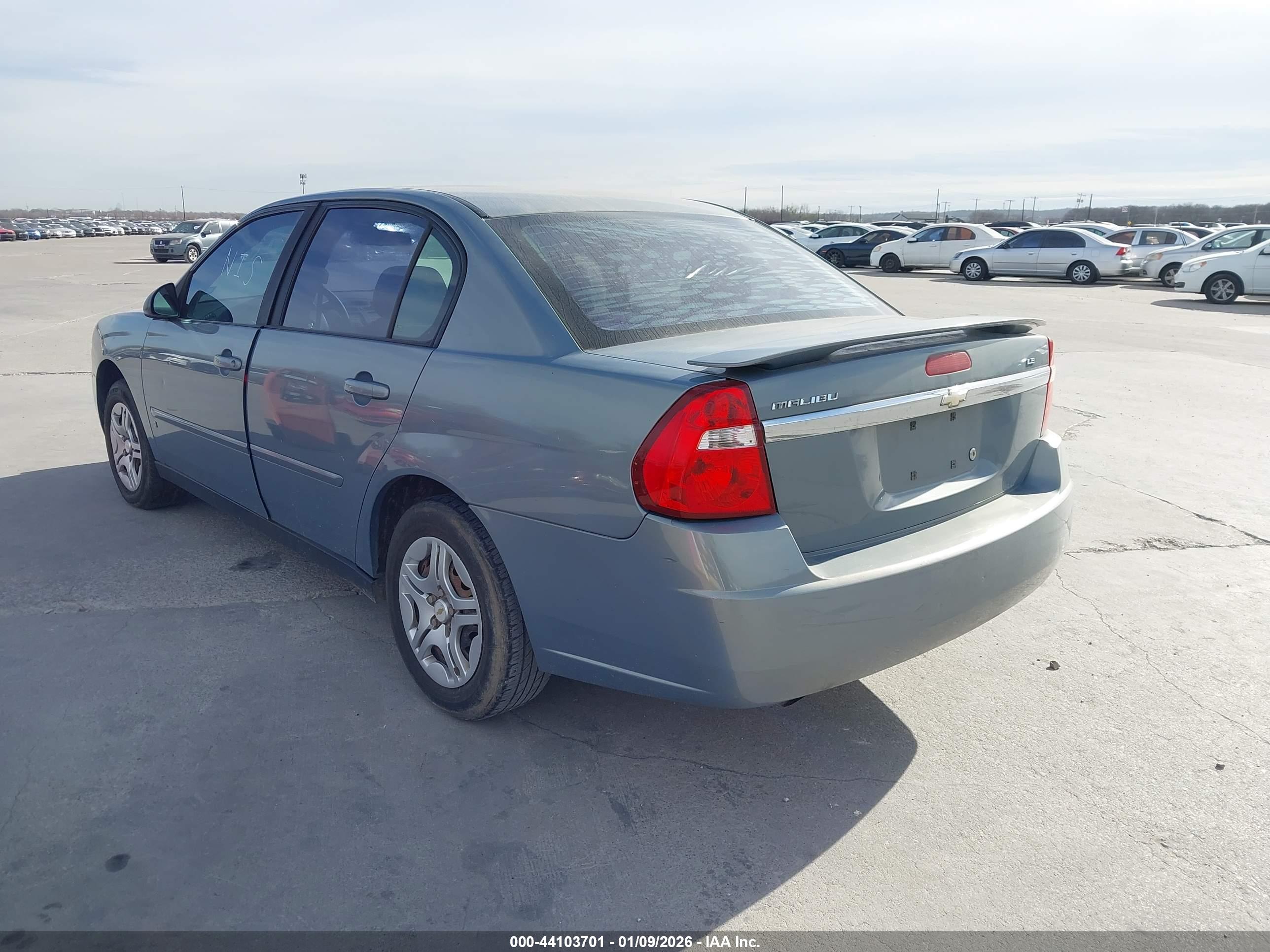 CHEVROLET MALIBU image 3
