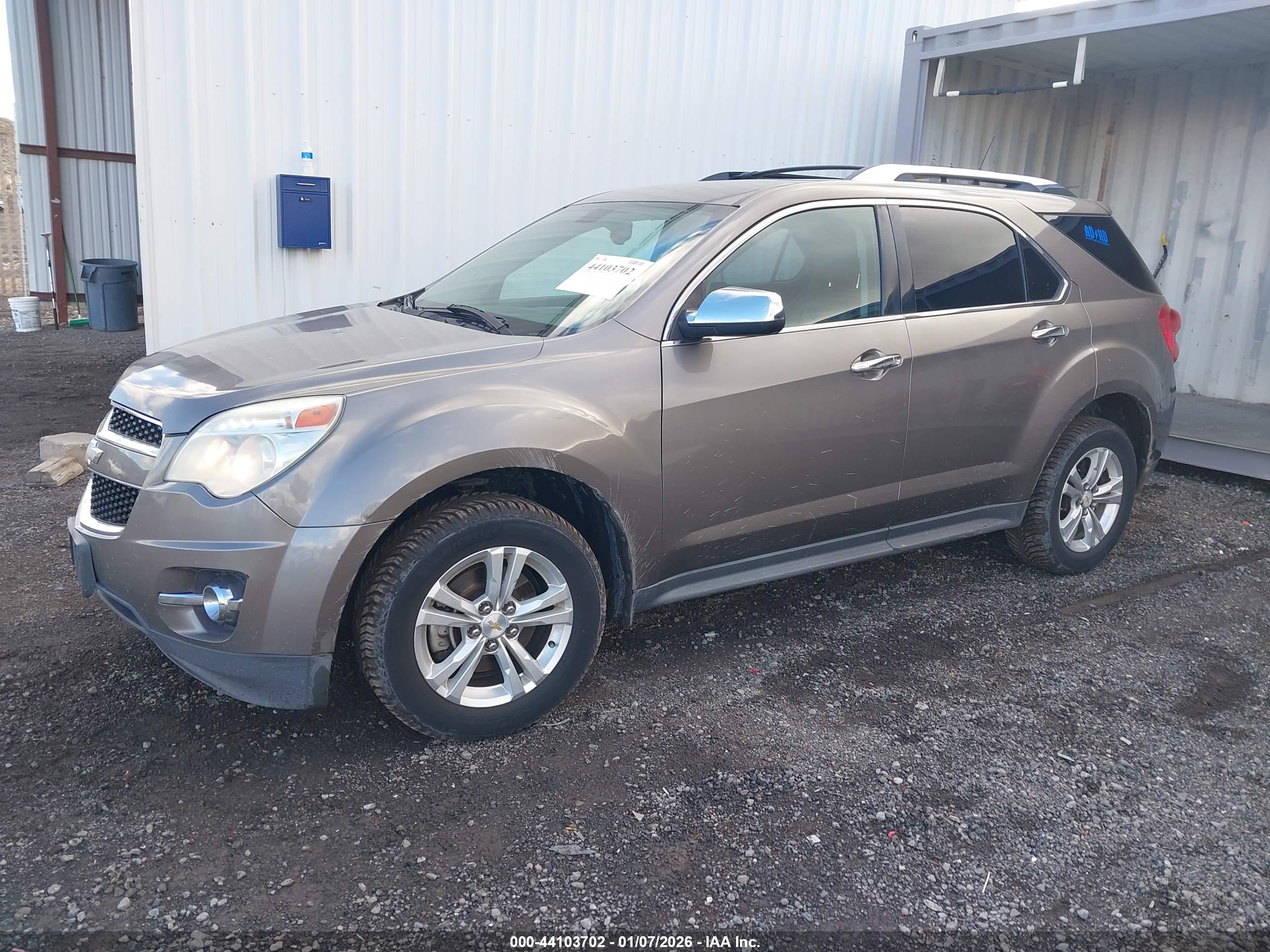 CHEVROLET EQUINOX image 2