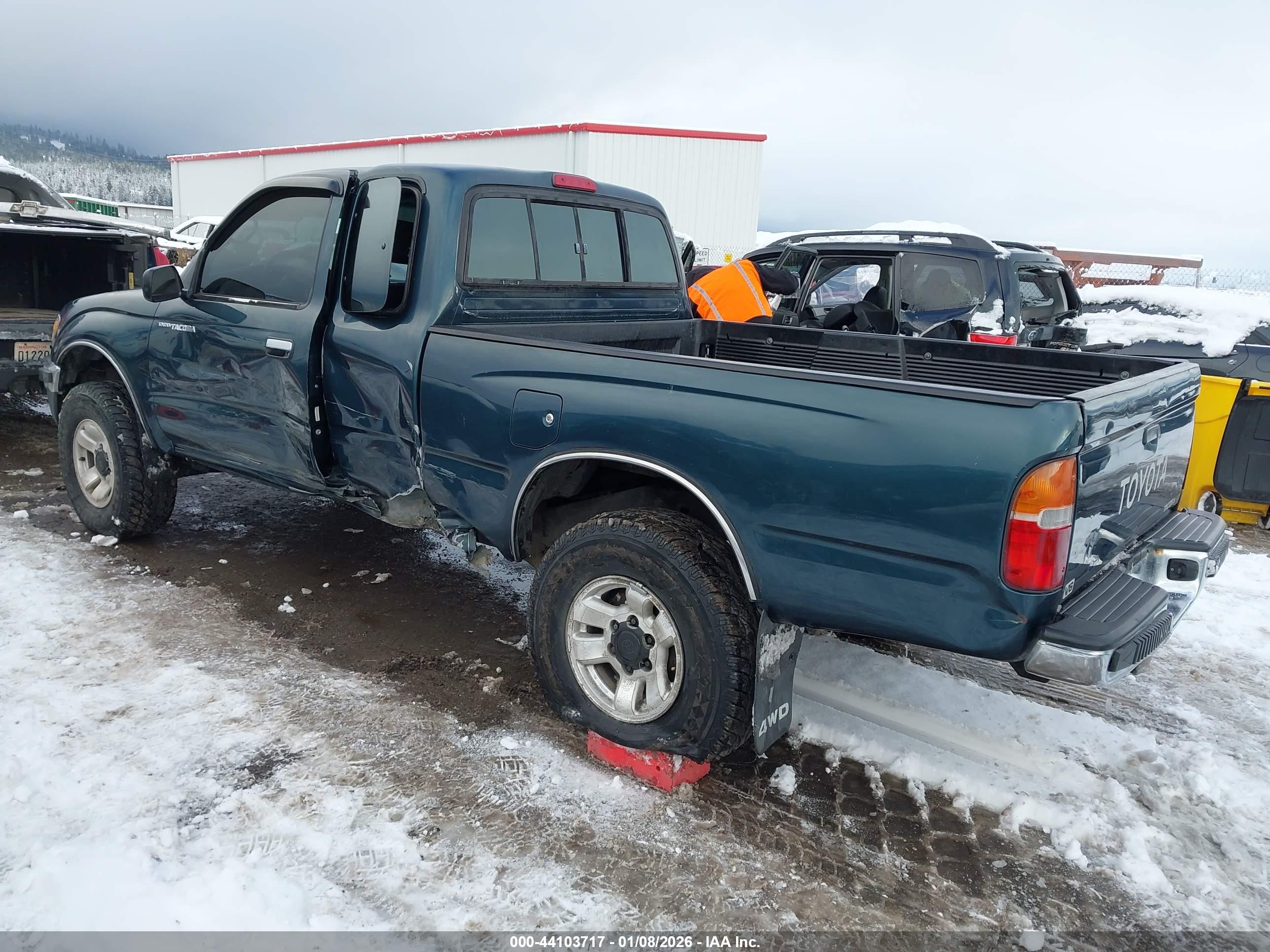 TOYOTA TACOMA image 3