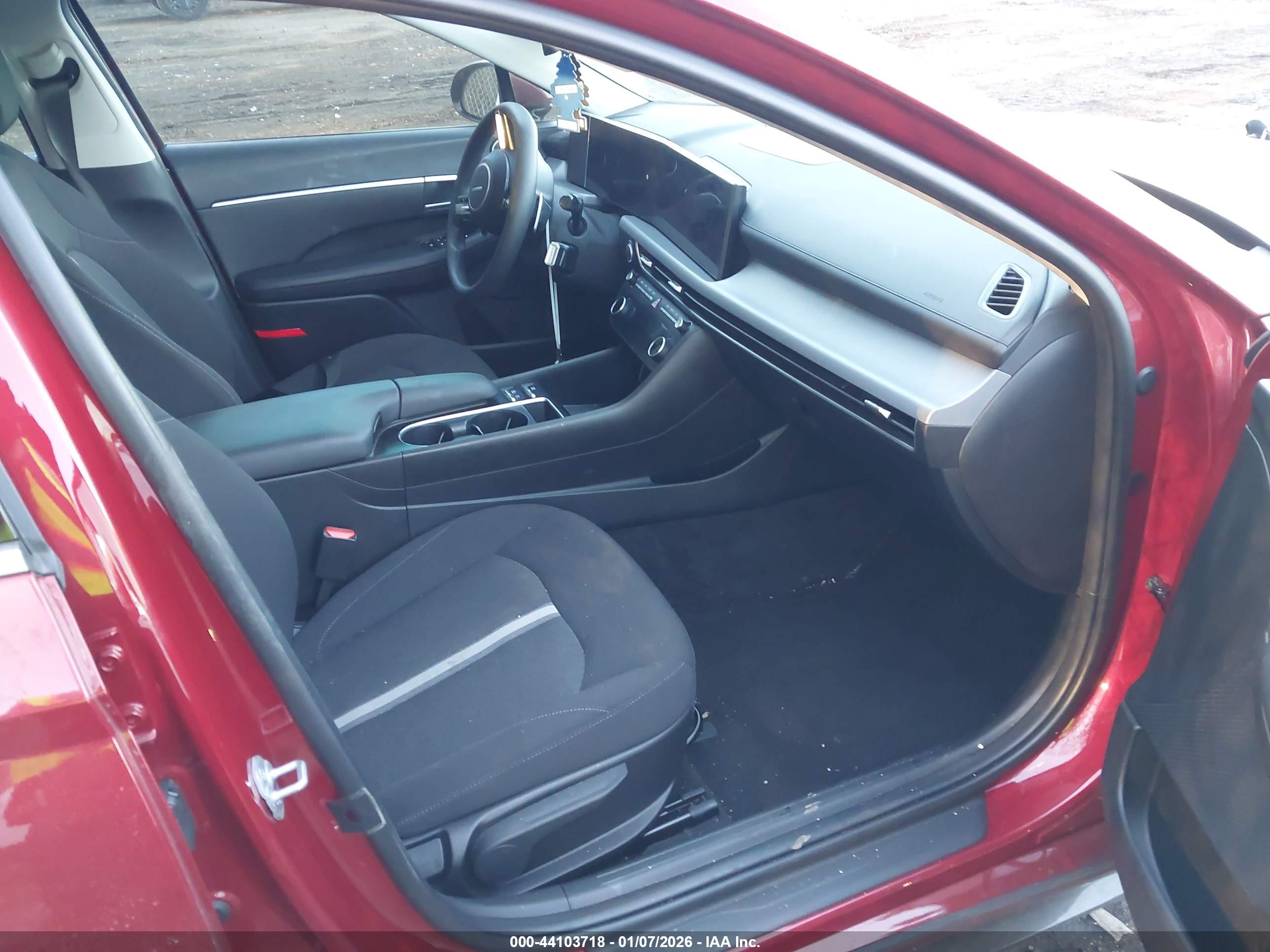 HYUNDAI SONATA image 5