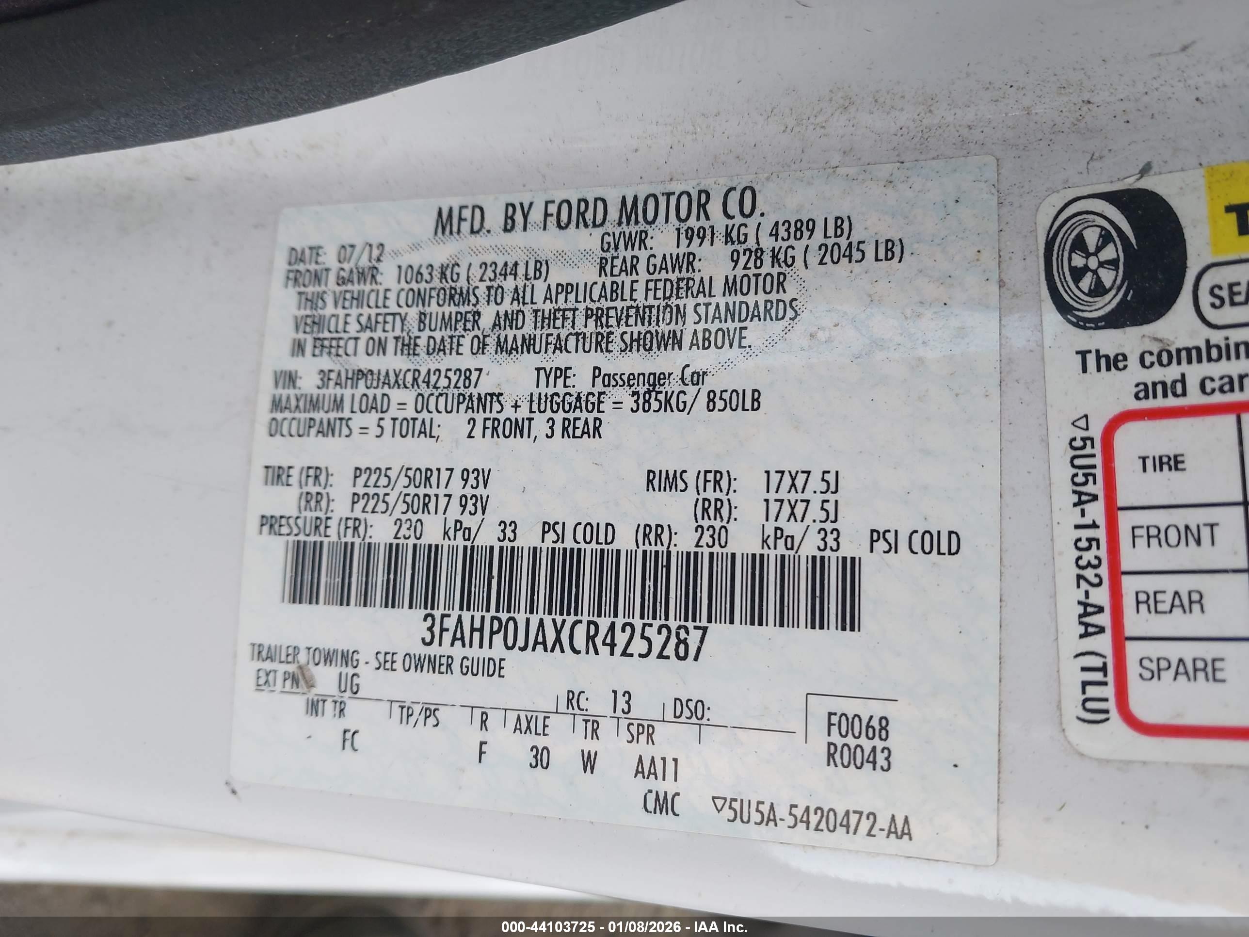 FORD FUSION image 9