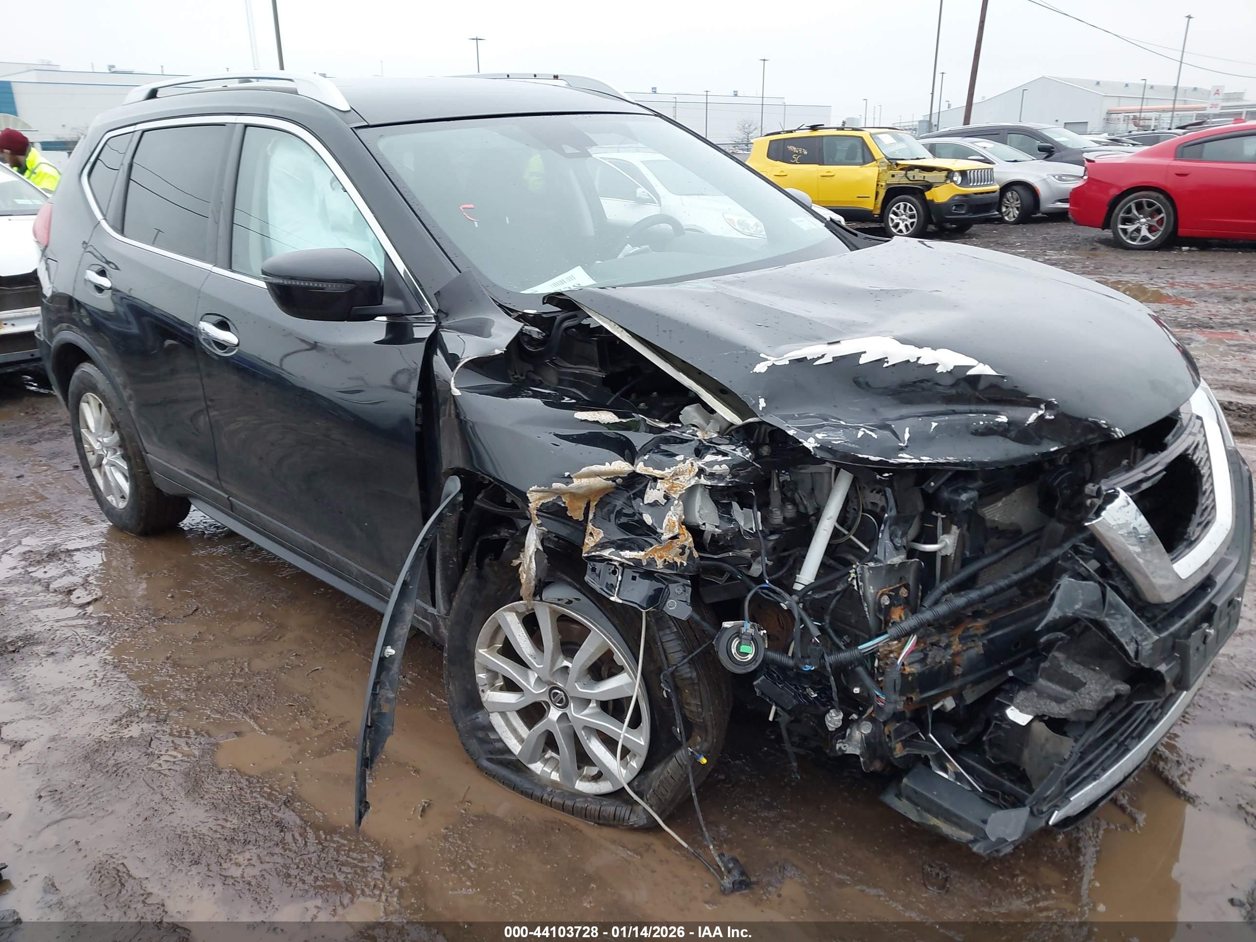 NISSAN ROGUE image 6