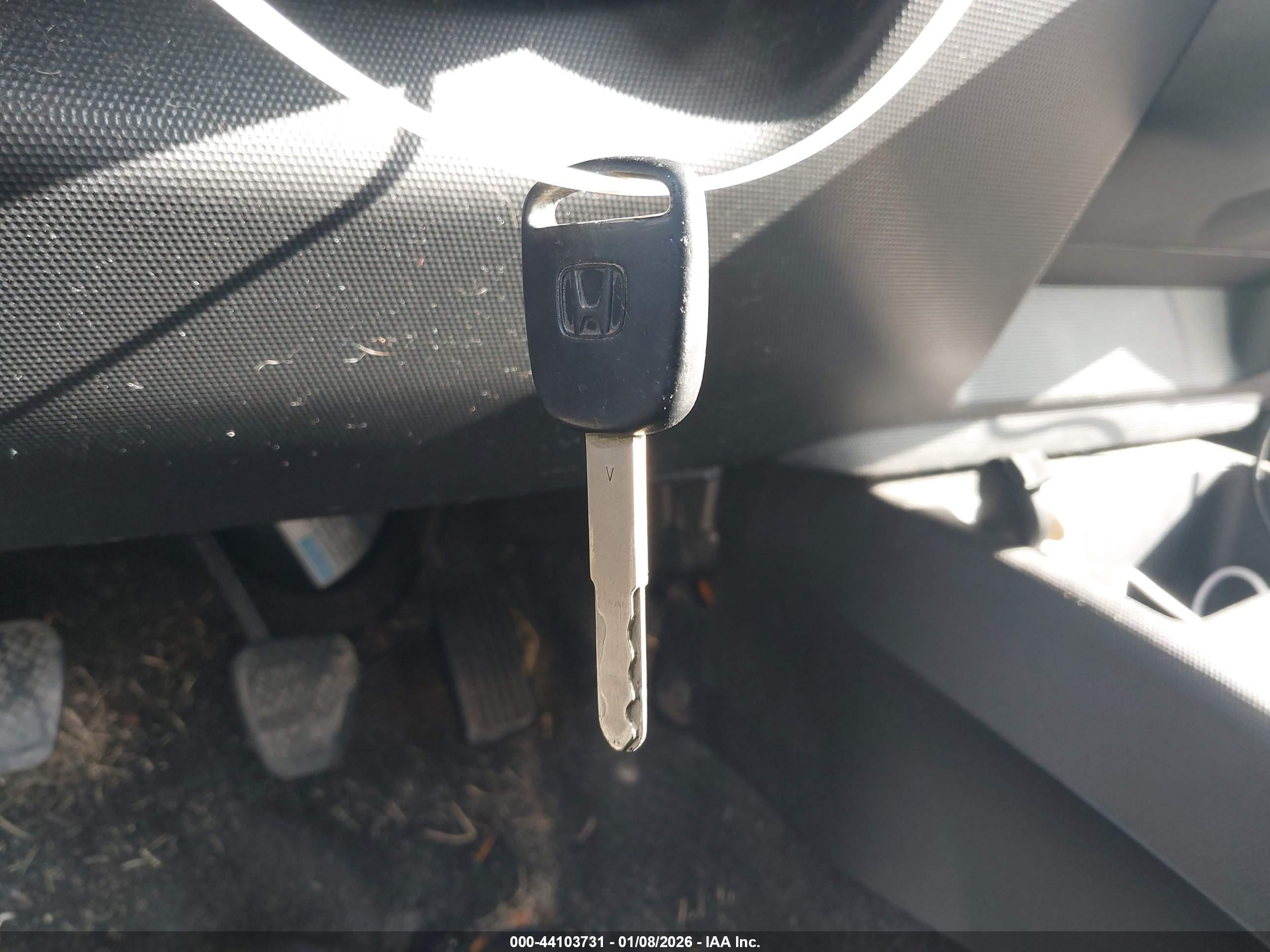 HONDA FIT image 11