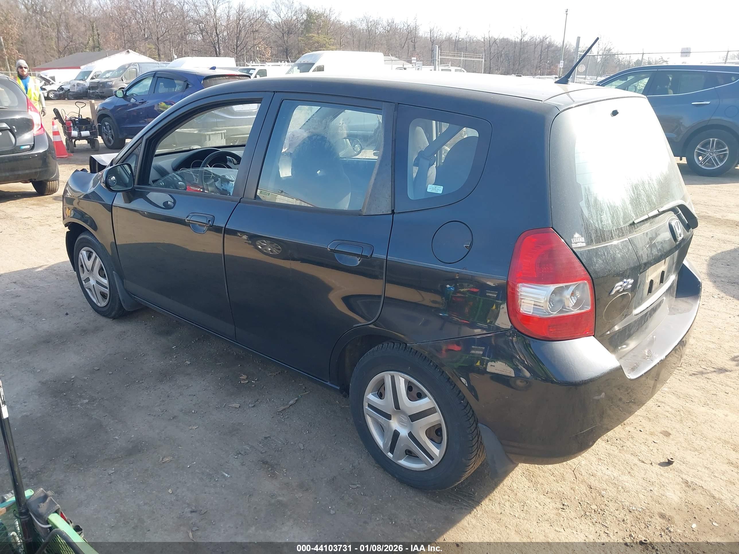 HONDA FIT image 3