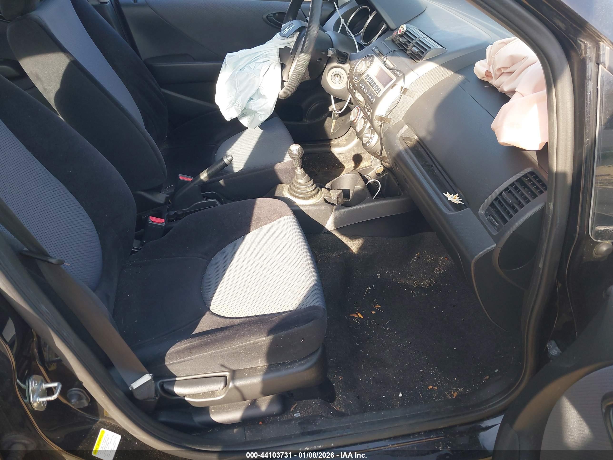 HONDA FIT image 5