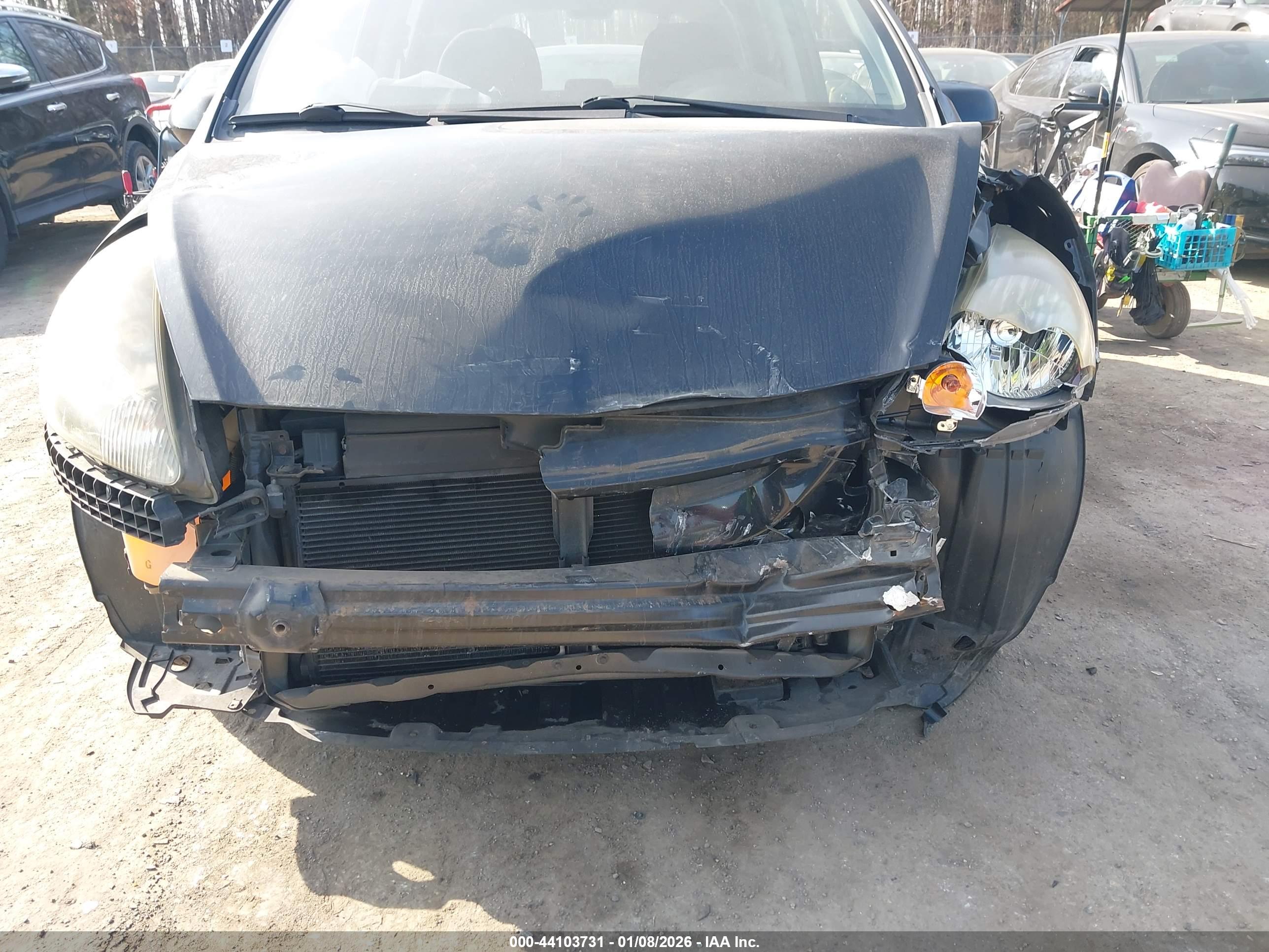 HONDA FIT image 6