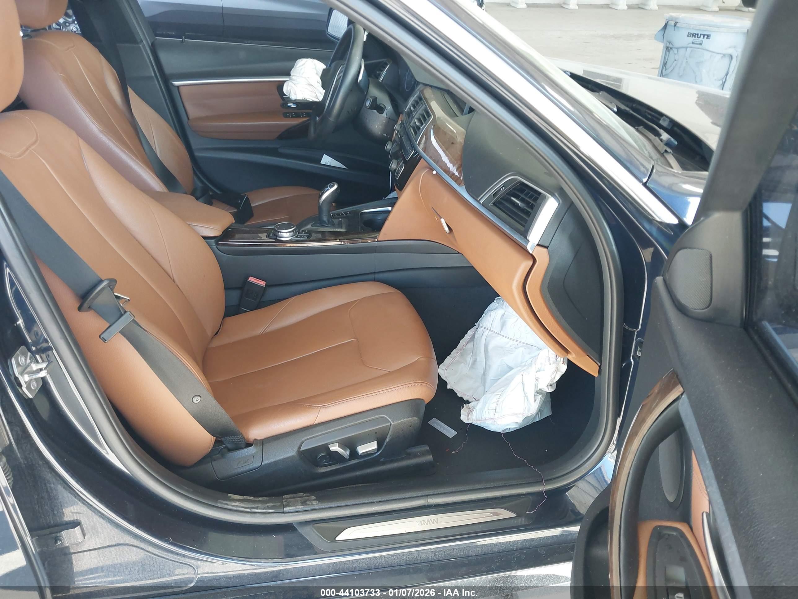 BMW 328I image 5