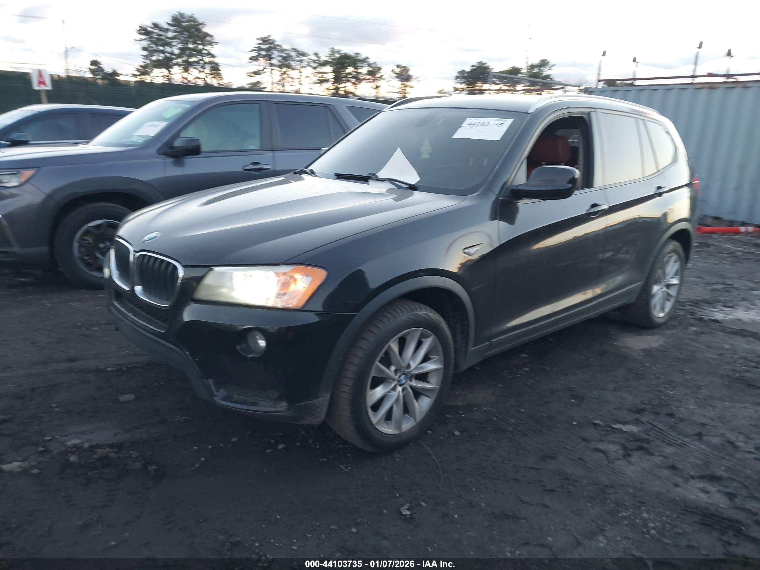 BMW X3 image 2