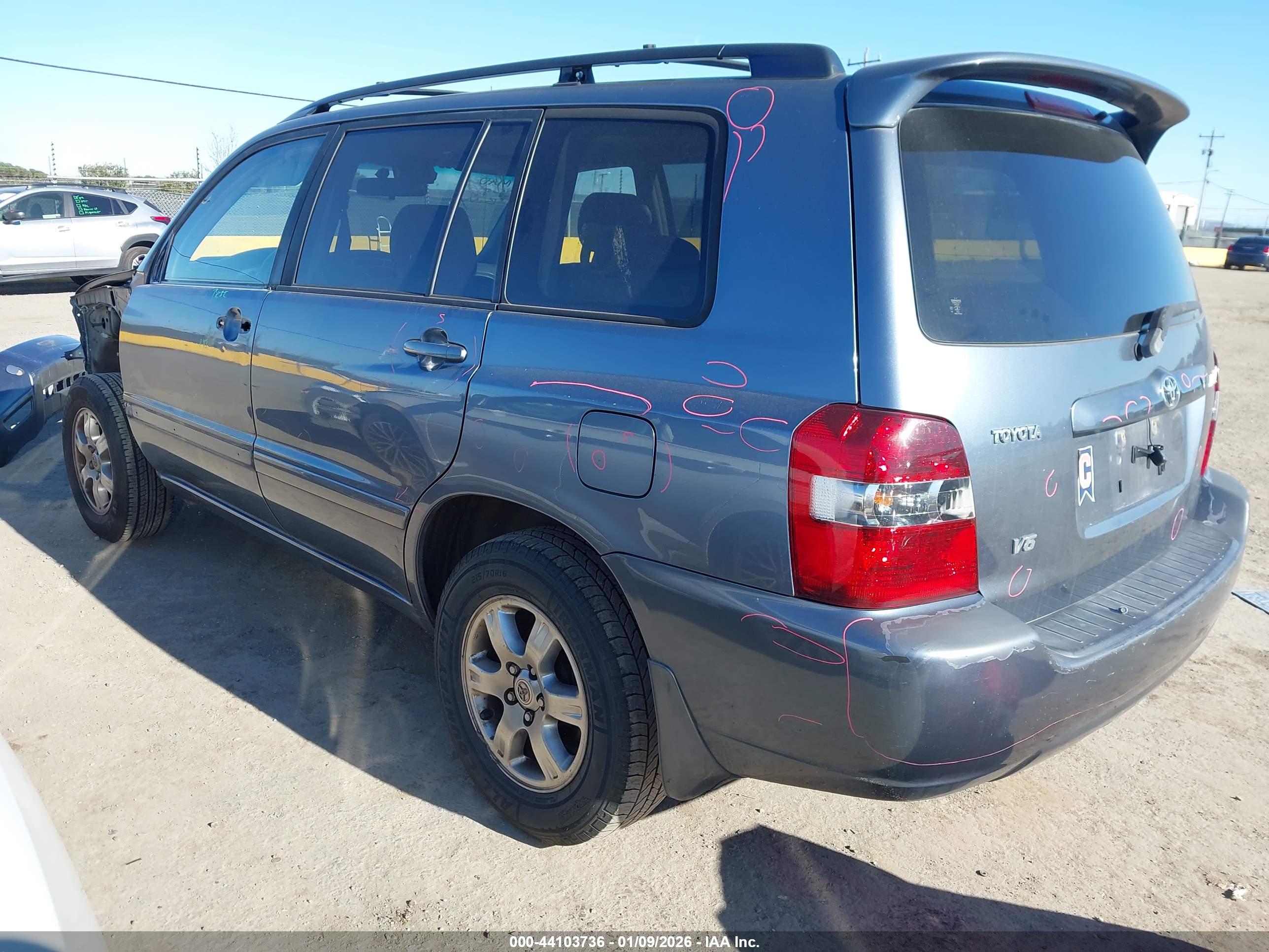 TOYOTA HIGHLANDER image 3