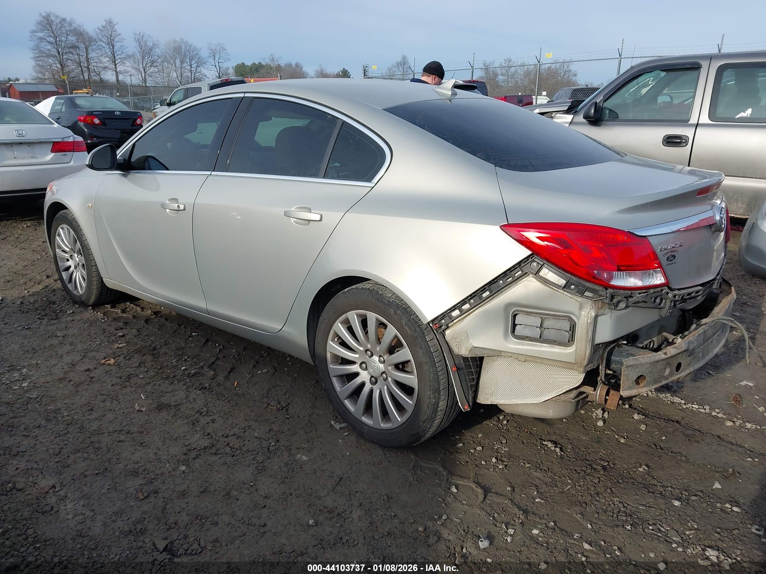 BUICK REGAL image 3