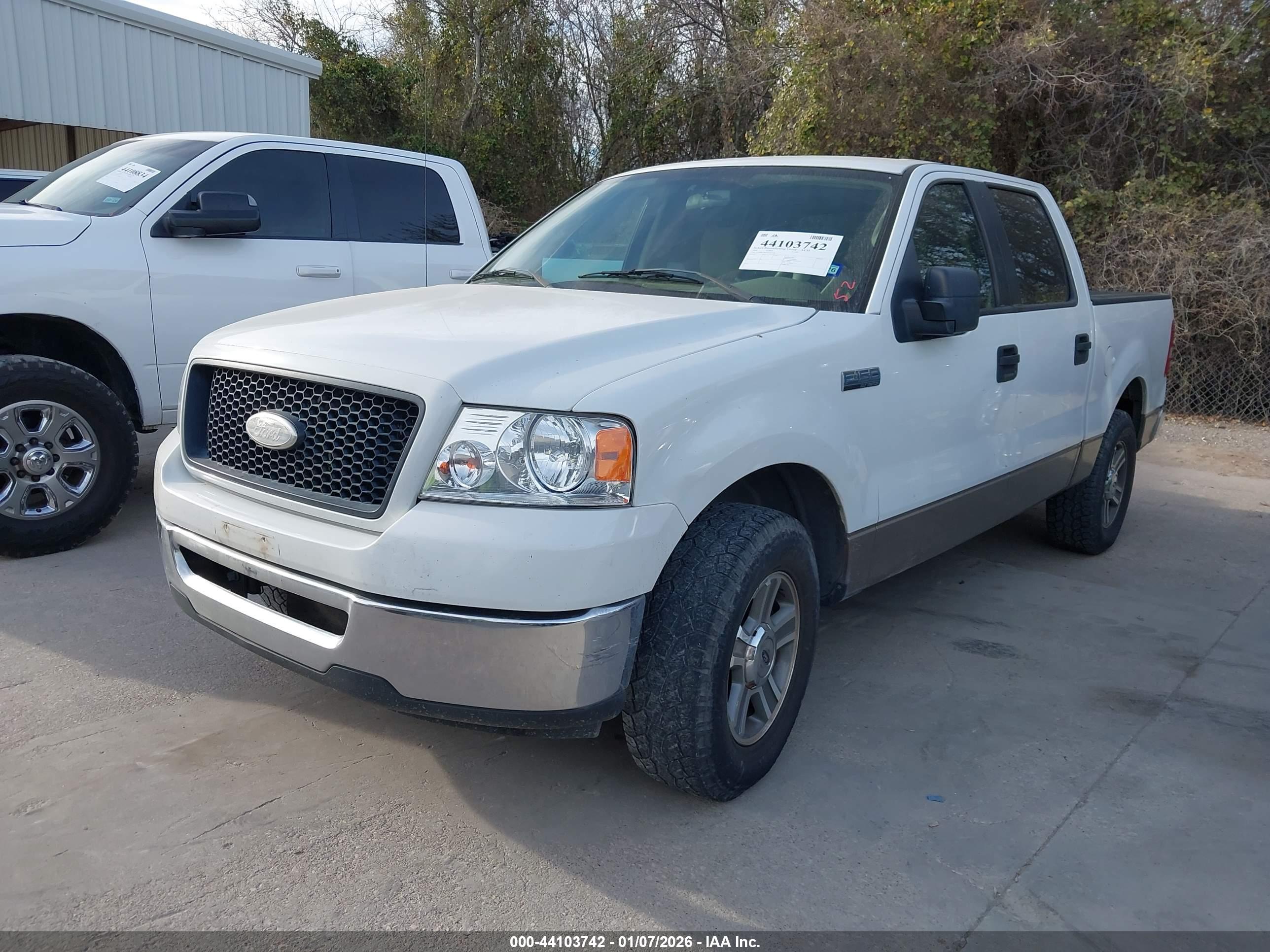 FORD F-150 image 2