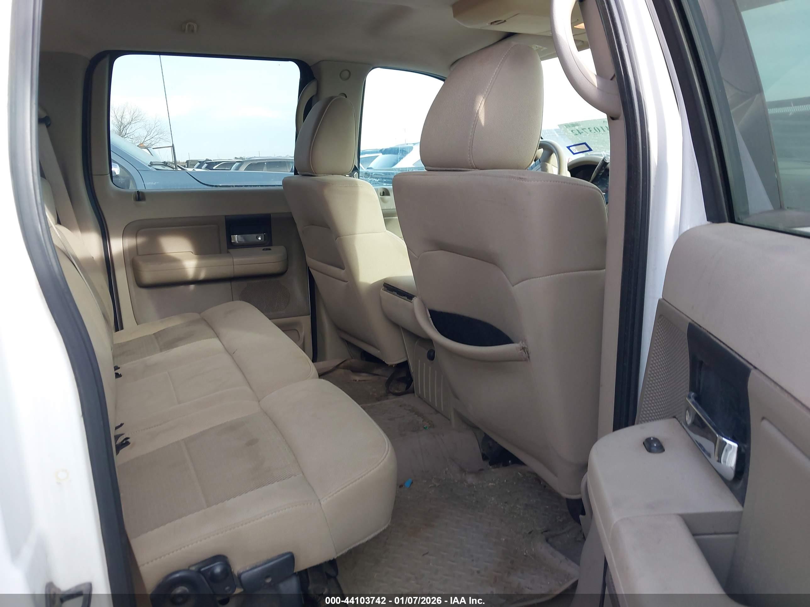 FORD F-150 image 8