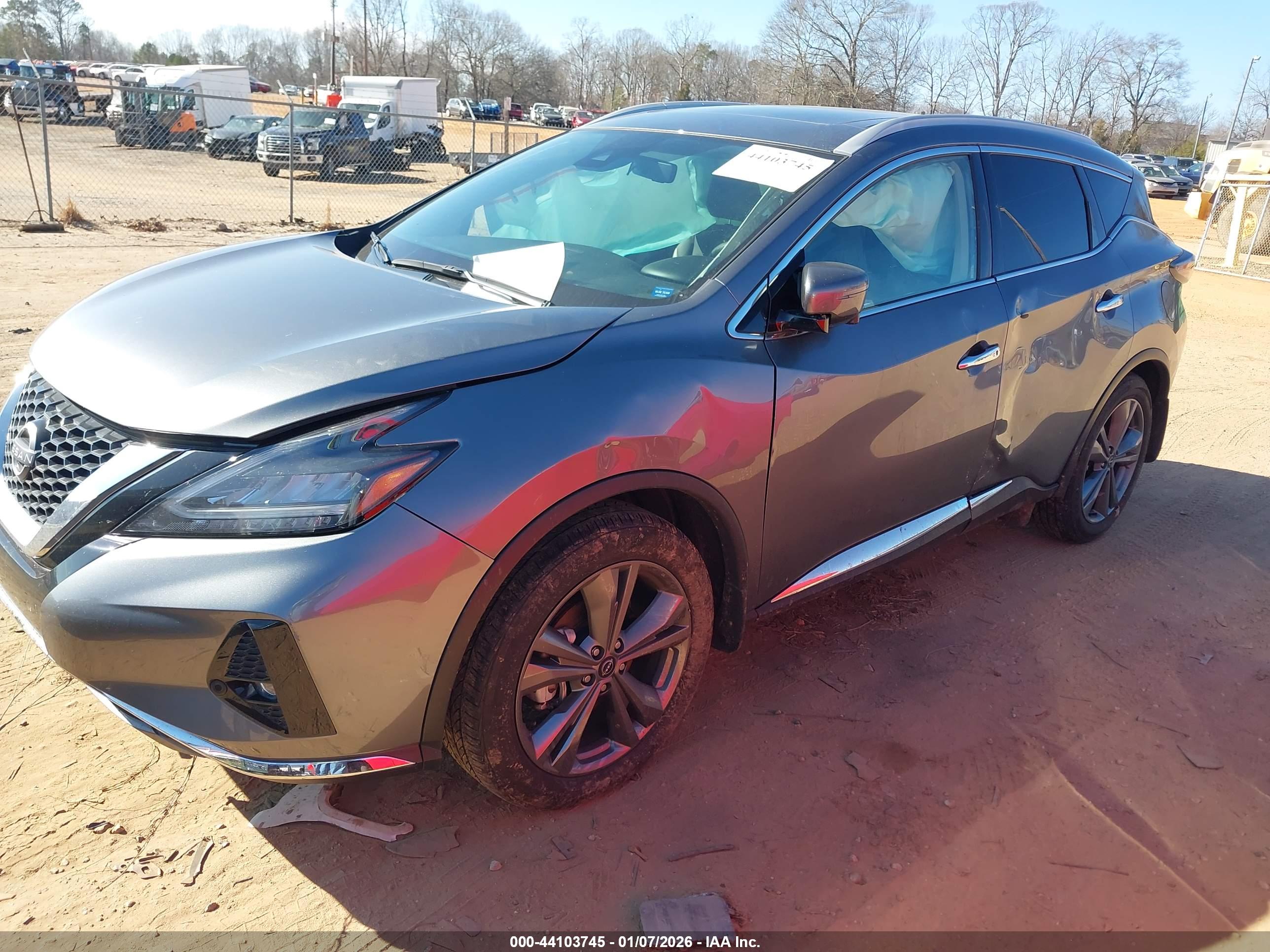 NISSAN MURANO image 2