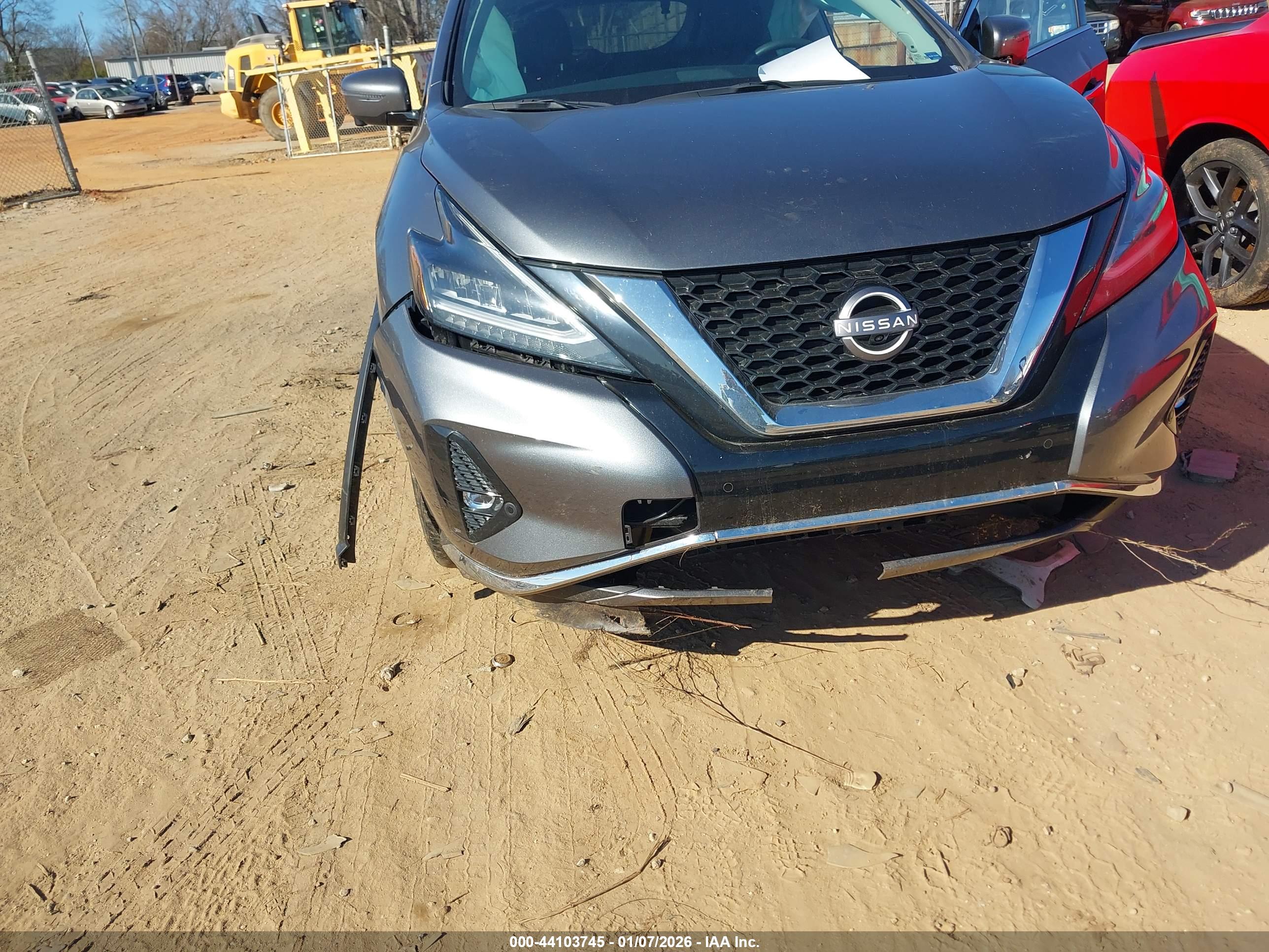NISSAN MURANO image 6
