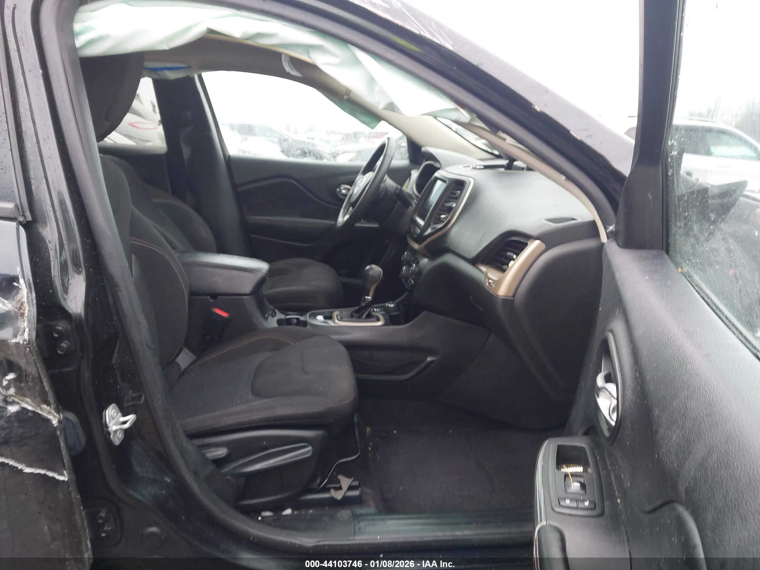 JEEP CHEROKEE image 5