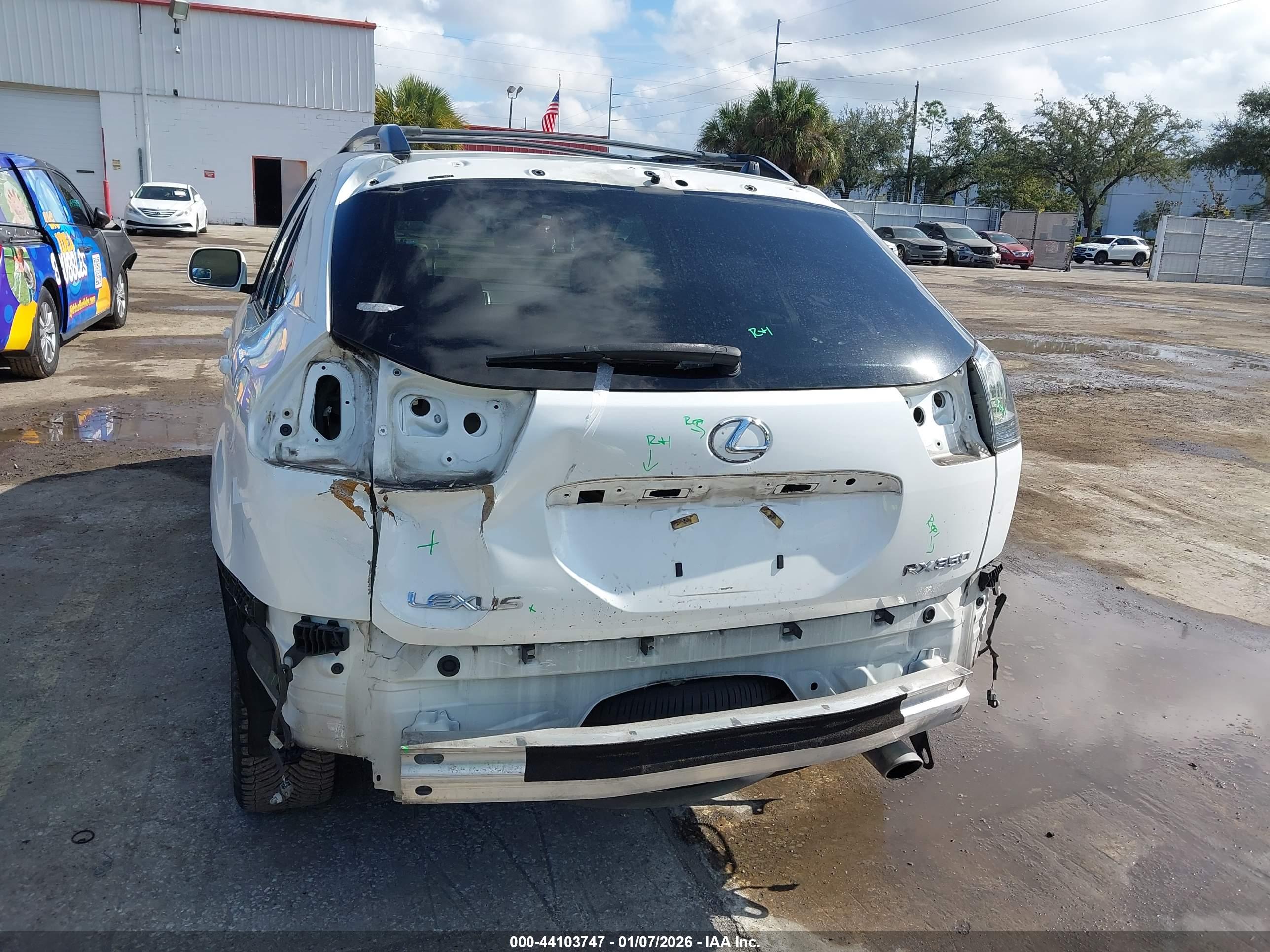 LEXUS RX image 6