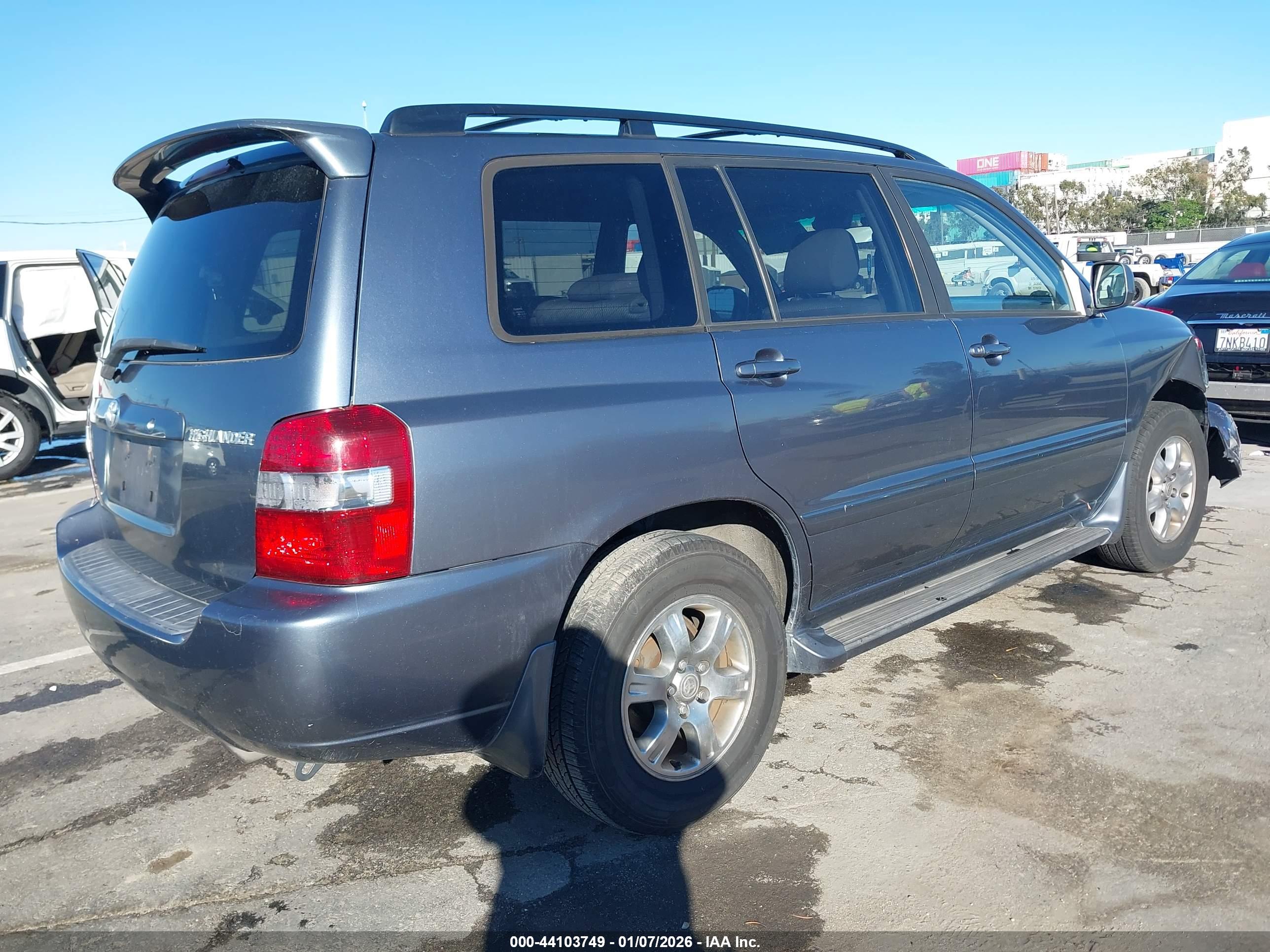 TOYOTA HIGHLANDER image 4