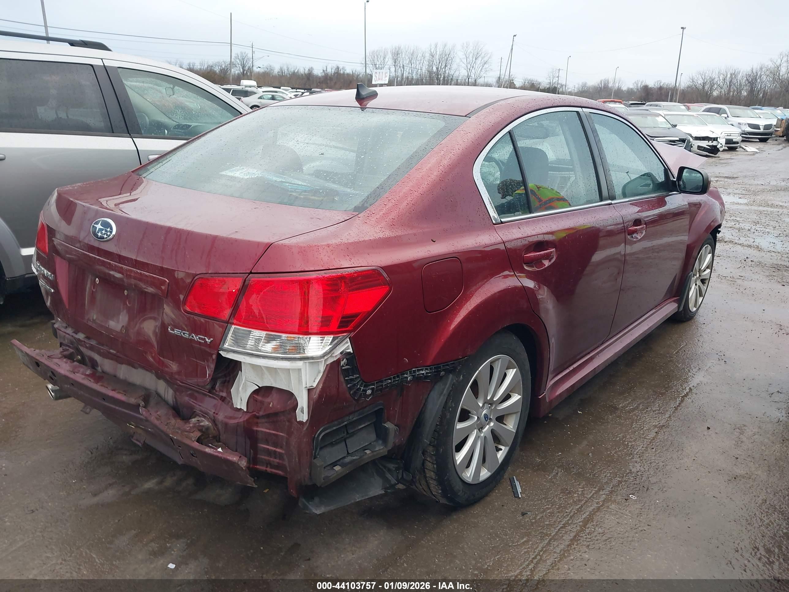 SUBARU LEGACY image 4