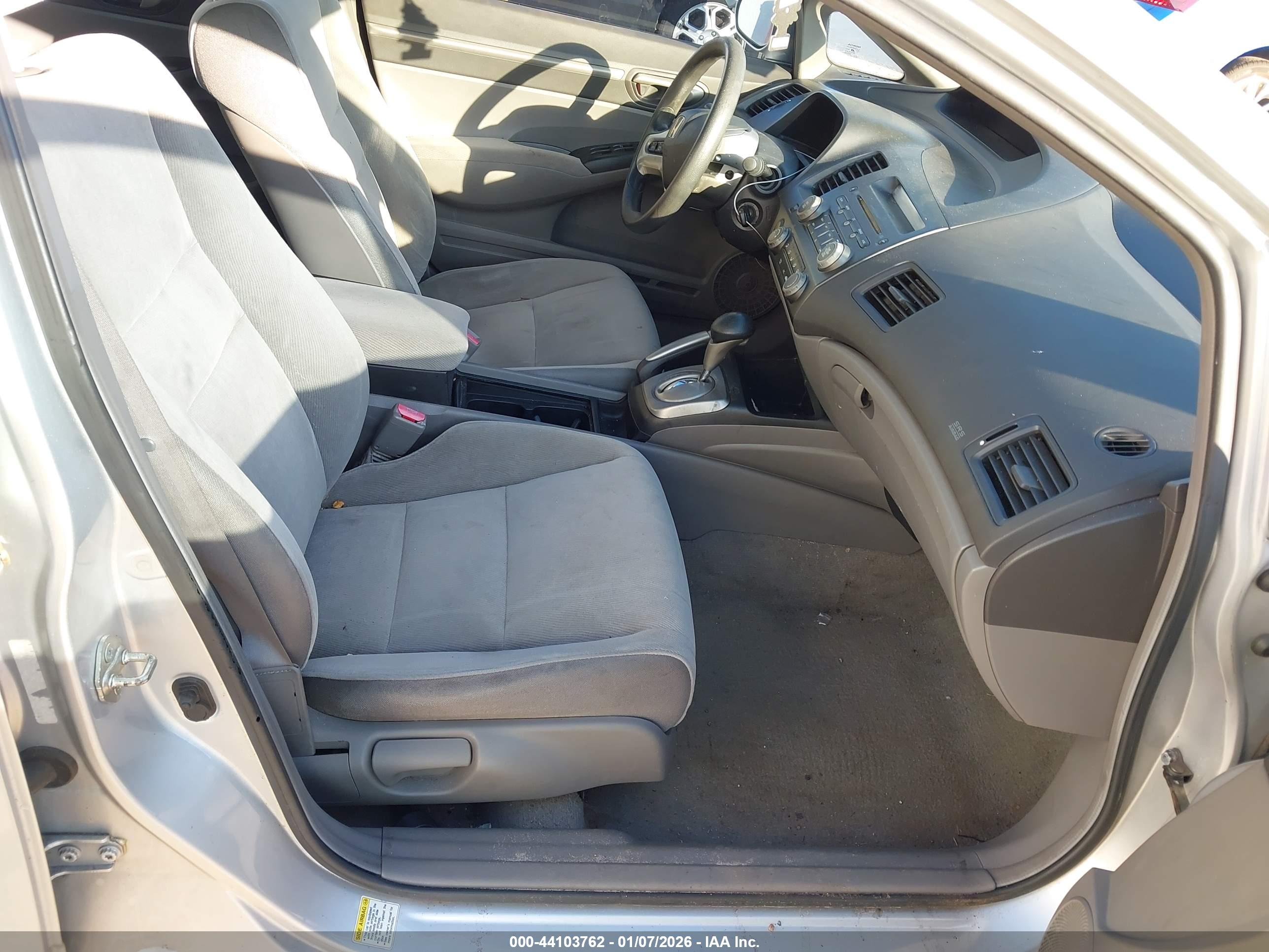 HONDA CIVIC image 5