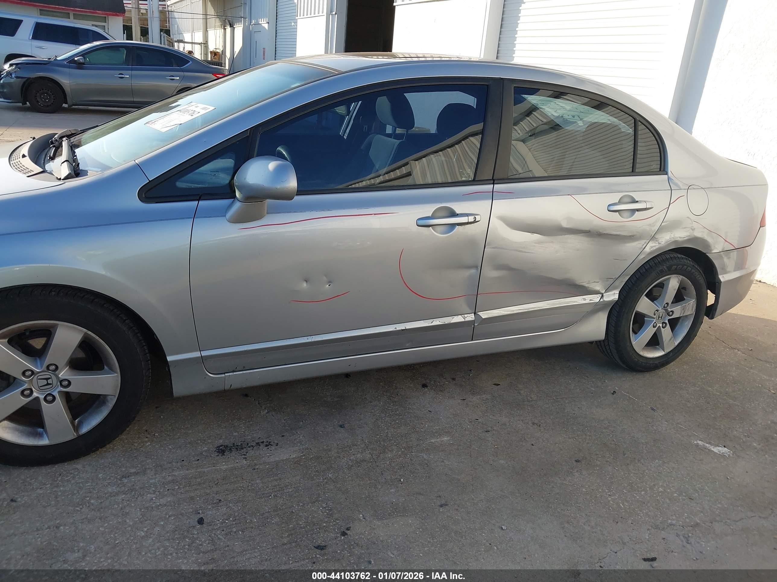 HONDA CIVIC image 6