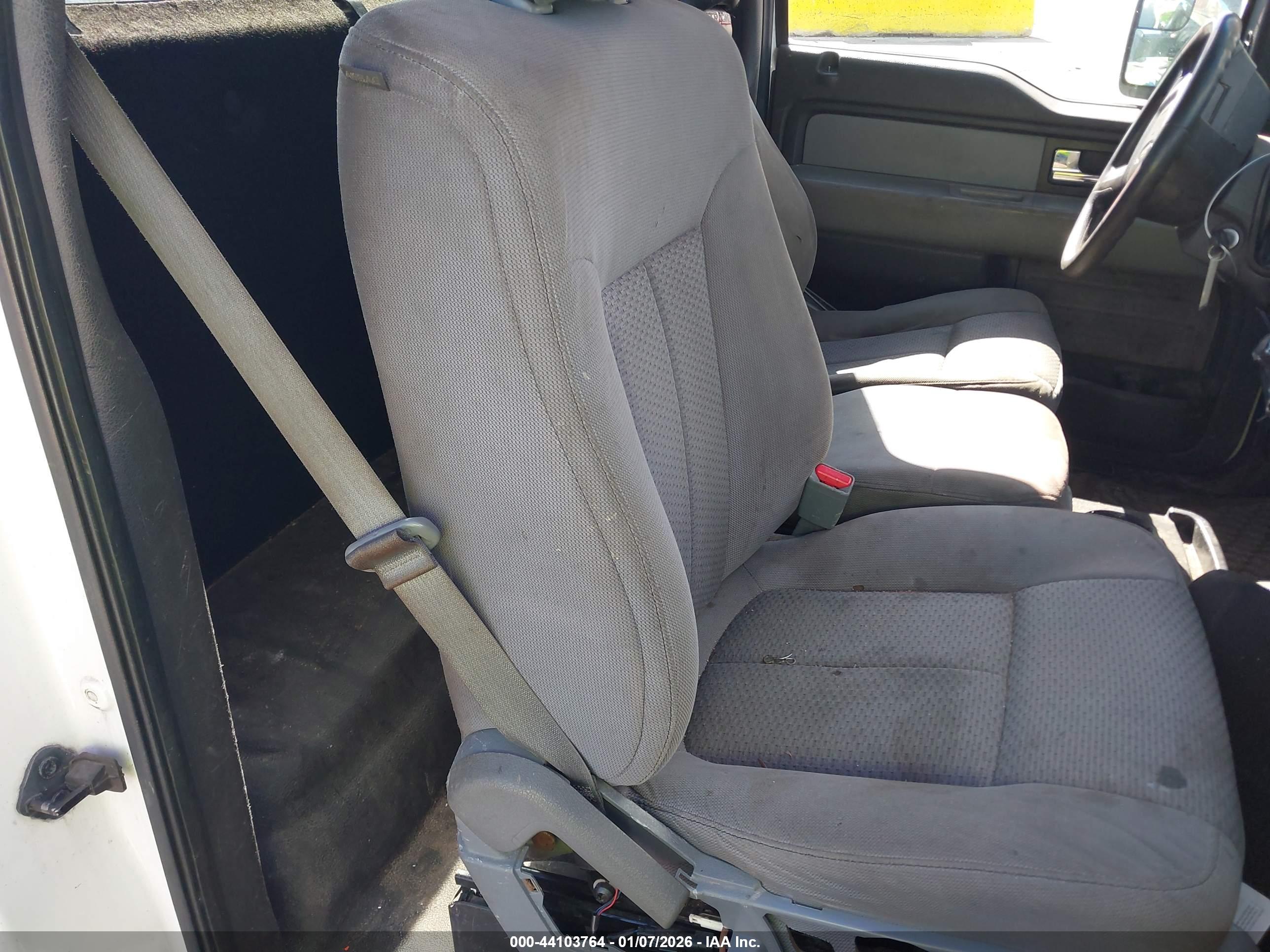 FORD F-150 image 8