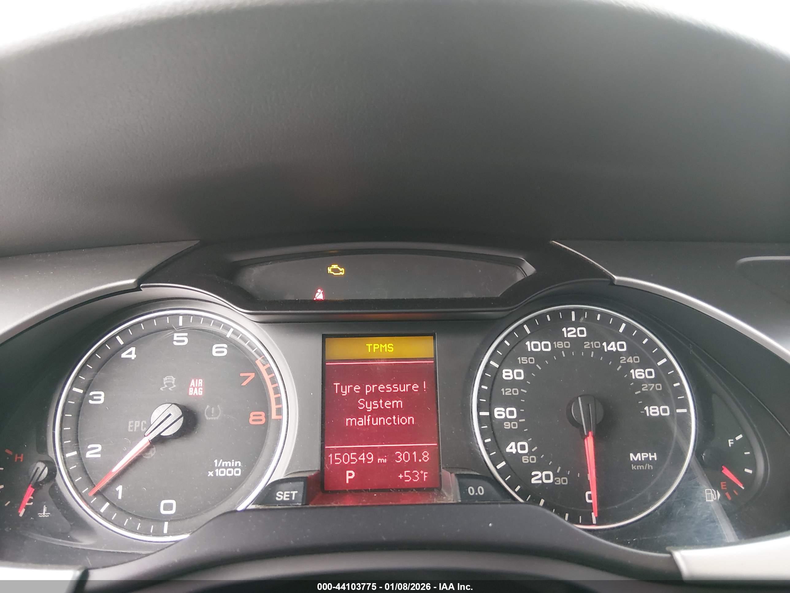 AUDI A4 image 7
