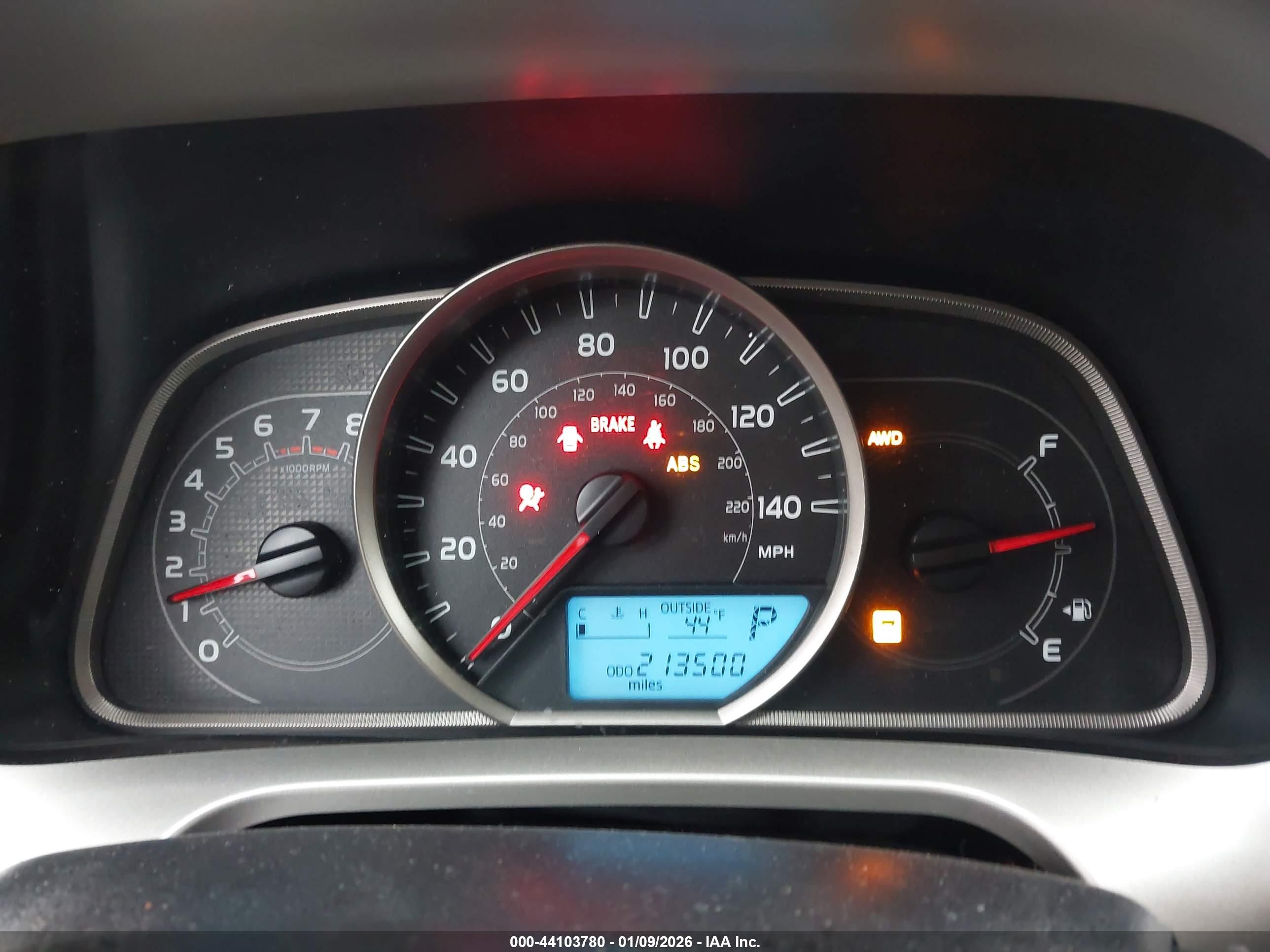 TOYOTA RAV4 image 7